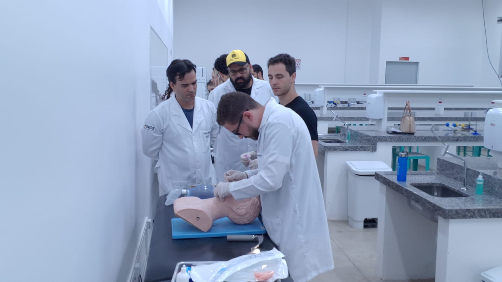 Imagem da notícia Workshop de Procedimentos Médicos O Pulso Ainda Pulsa