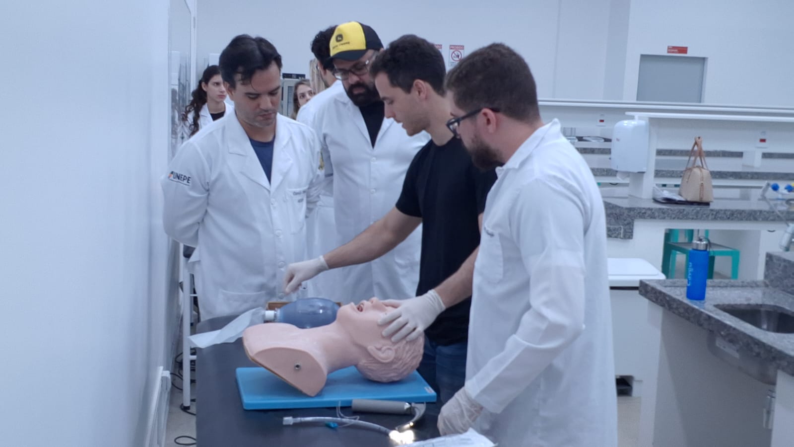 Imagem da notícia Workshop de Procedimentos Médicos O Pulso Ainda Pulsa