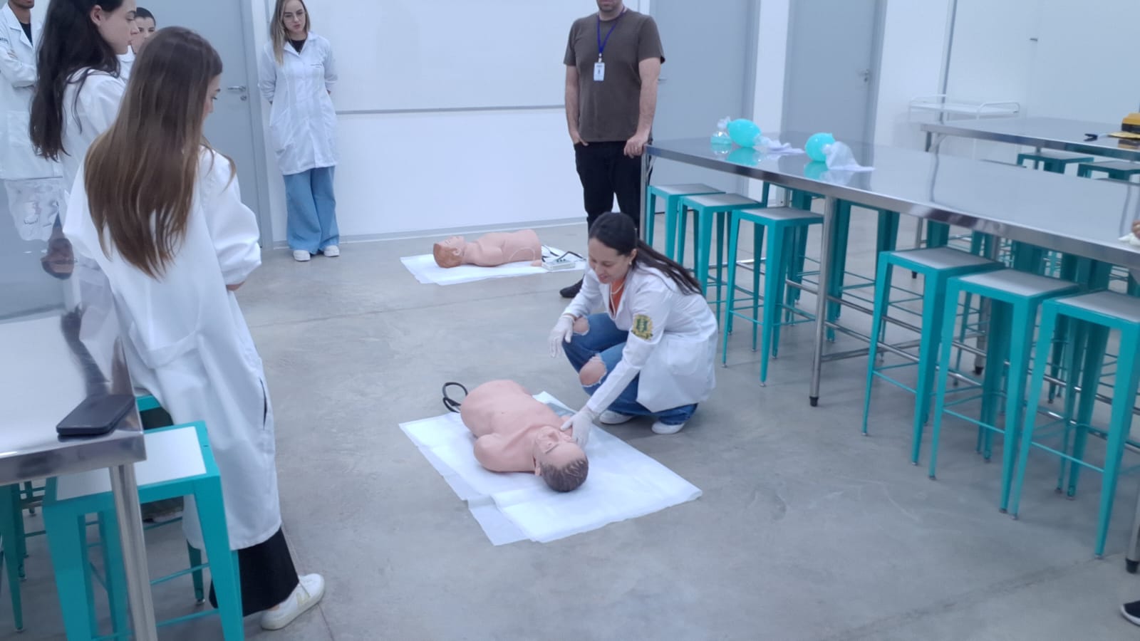 Imagem da notícia Workshop de Procedimentos Médicos O Pulso Ainda Pulsa