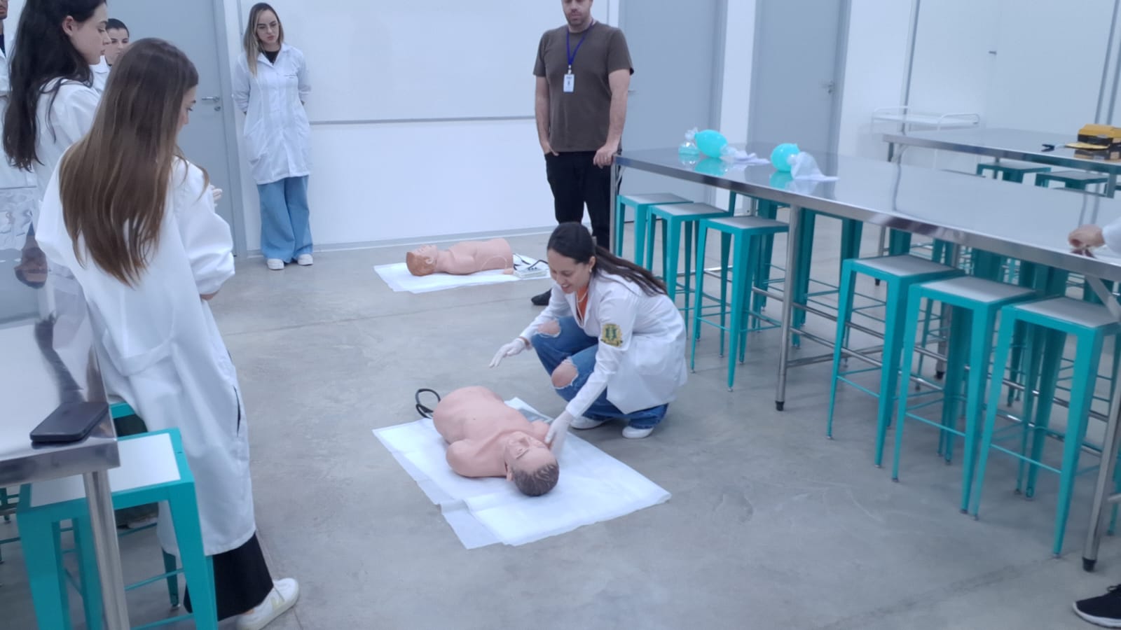 Imagem da notícia Workshop de Procedimentos Médicos O Pulso Ainda Pulsa