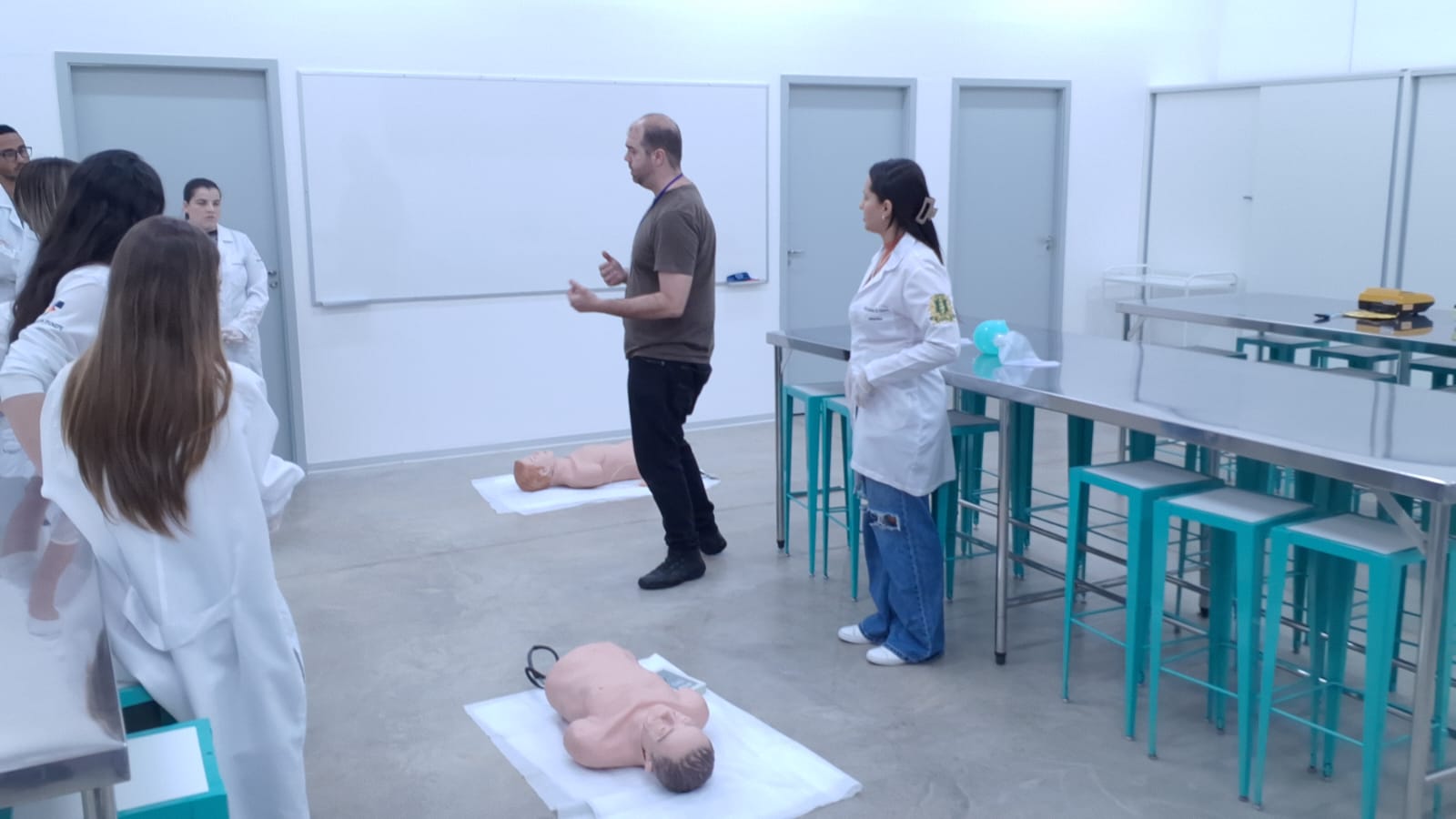 Imagem da notícia Workshop de Procedimentos Médicos O Pulso Ainda Pulsa