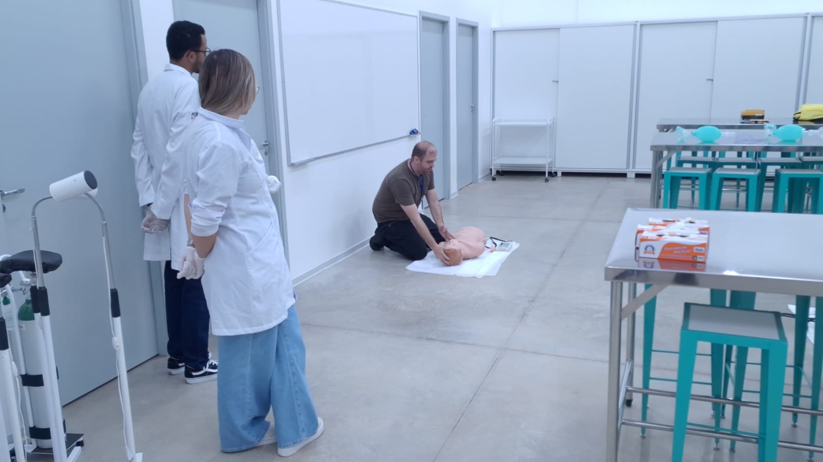 Imagem da notícia Workshop de Procedimentos Médicos O Pulso Ainda Pulsa