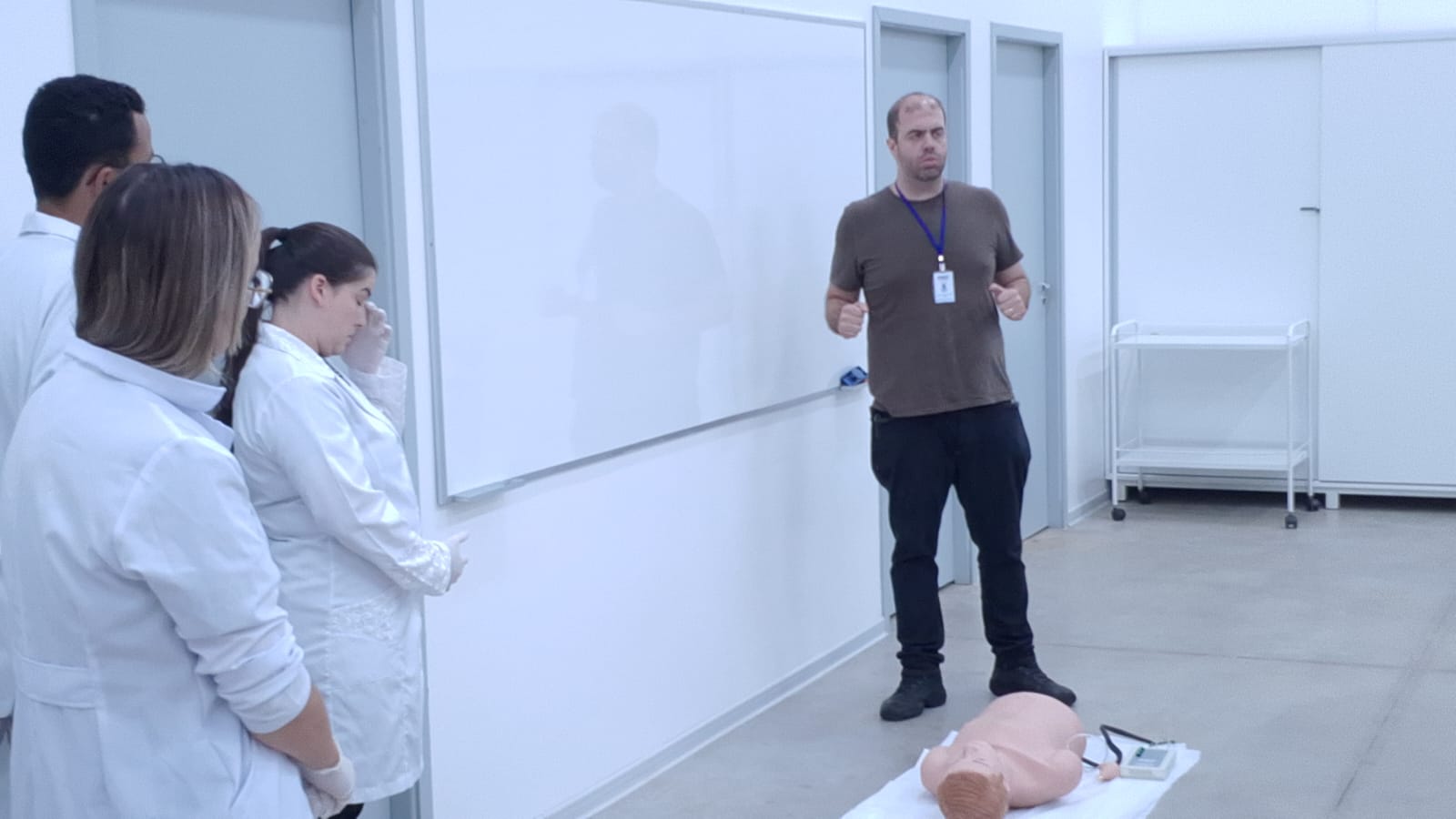 Imagem da notícia Workshop de Procedimentos Médicos O Pulso Ainda Pulsa