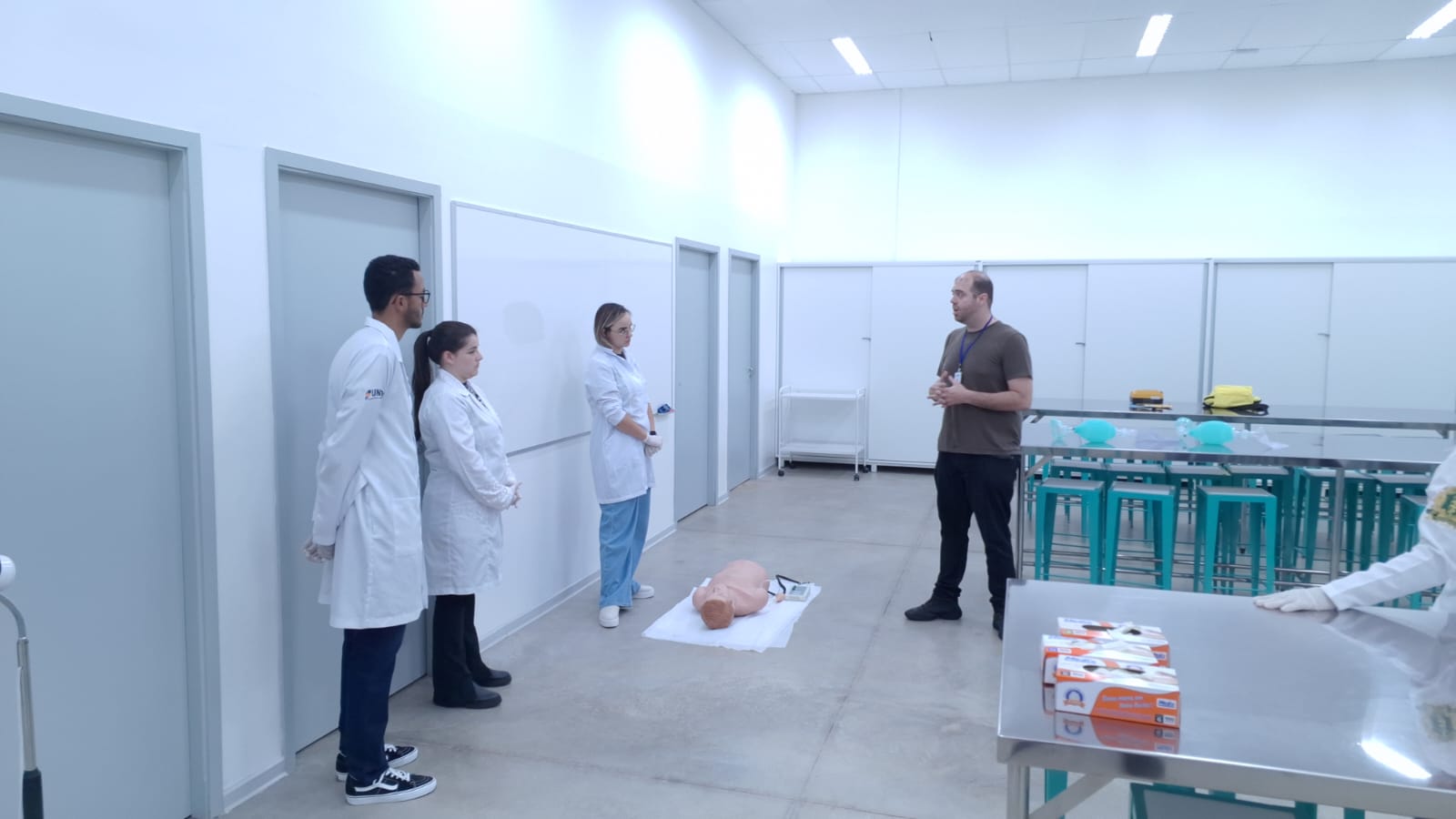 Imagem da notícia Workshop de Procedimentos Médicos O Pulso Ainda Pulsa