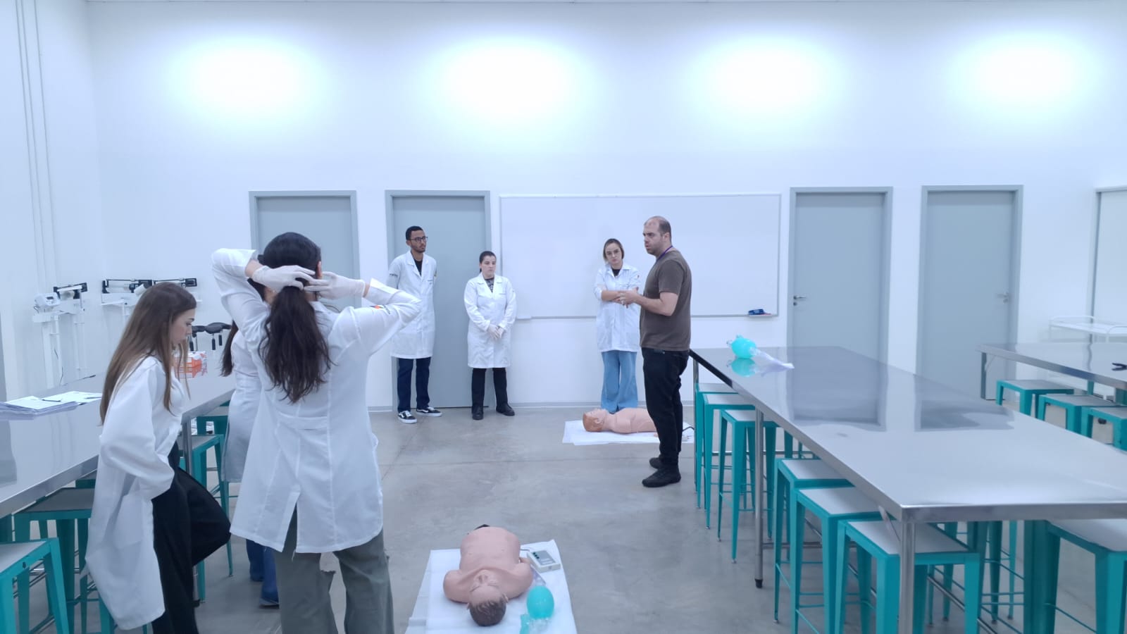 Imagem da notícia Workshop de Procedimentos Médicos O Pulso Ainda Pulsa