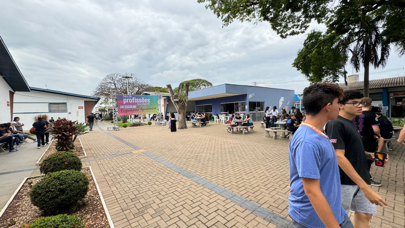 Imagem da notícia FUNEPE movimenta escolas públicas e privadas da região com evento Feira de Profissões 2024