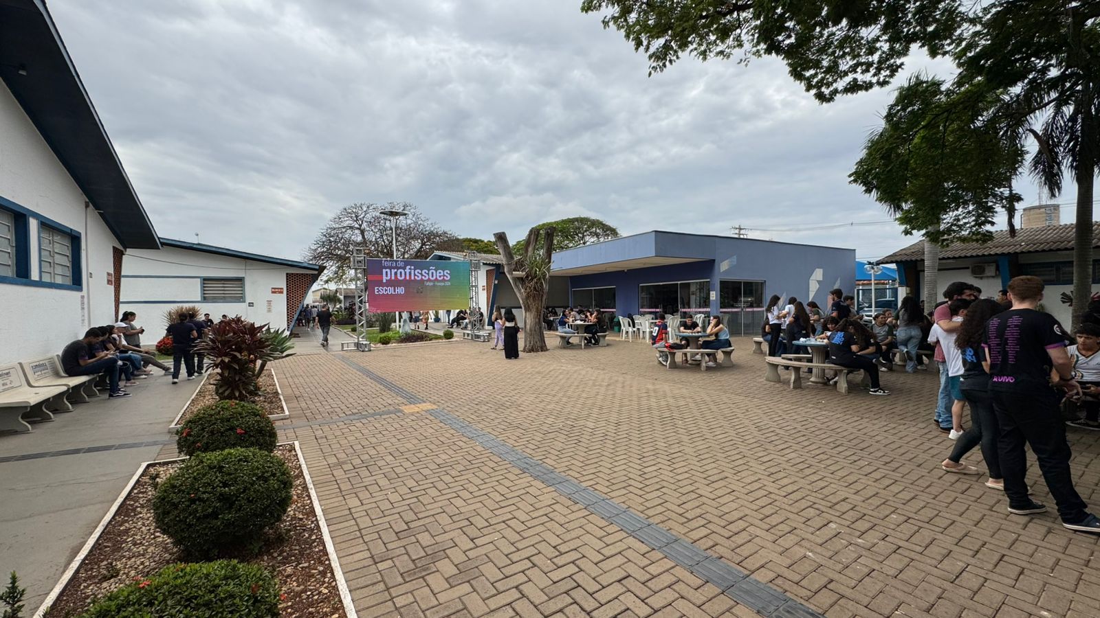 Imagem da notícia FUNEPE movimenta escolas públicas e privadas da região com evento Feira de Profissões 2024