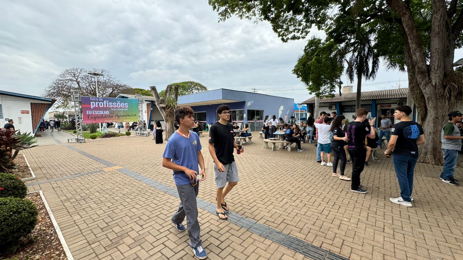 Imagem da notícia FUNEPE movimenta escolas públicas e privadas da região com evento Feira de Profissões 2024