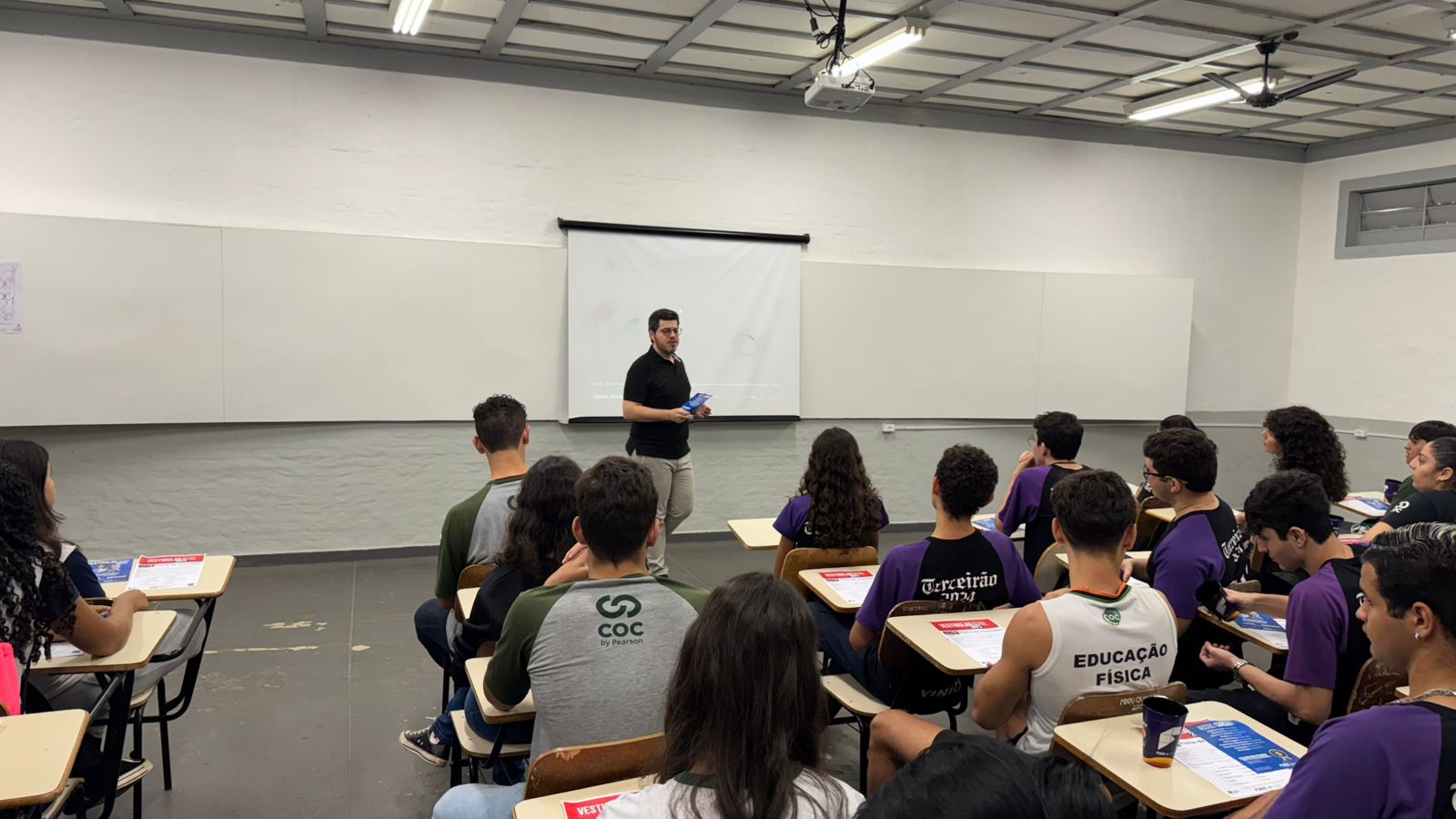 Imagem da notícia FUNEPE movimenta escolas públicas e privadas da região com evento Feira de Profissões 2024