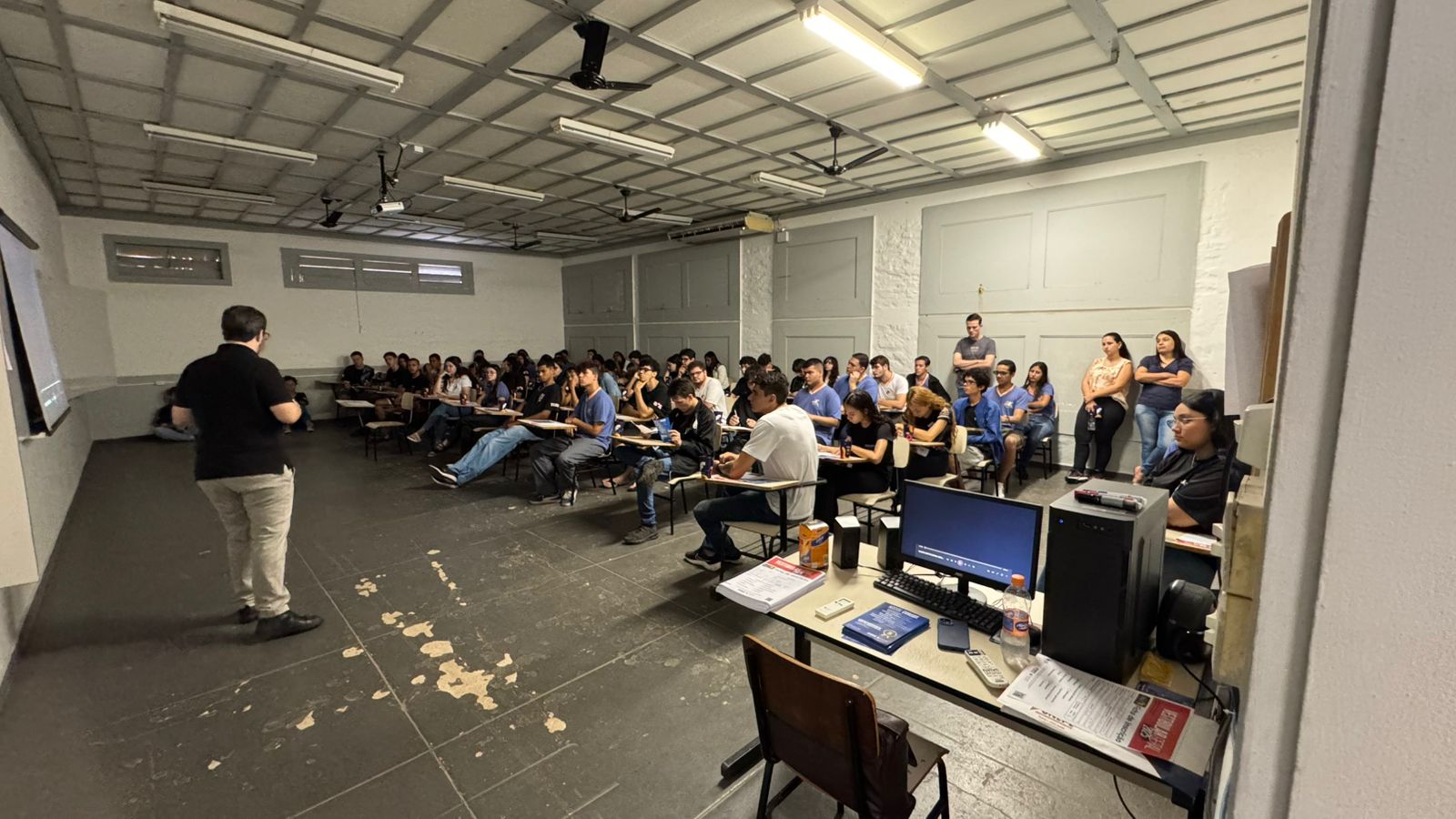 Imagem da notícia FUNEPE movimenta escolas públicas e privadas da região com evento Feira de Profissões 2024