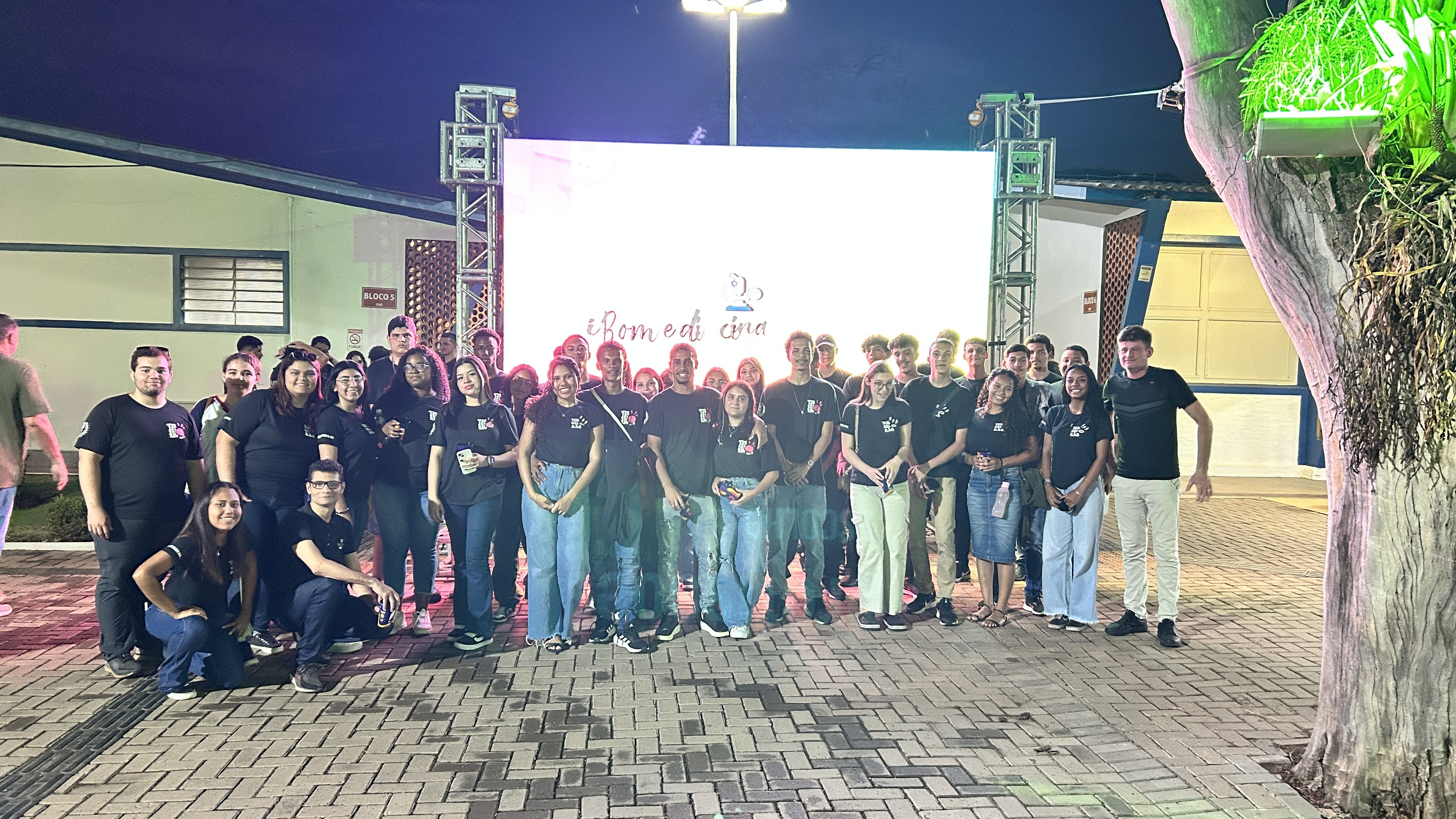 Imagem da notícia FUNEPE movimenta escolas públicas e privadas da região com evento Feira de Profissões 2024