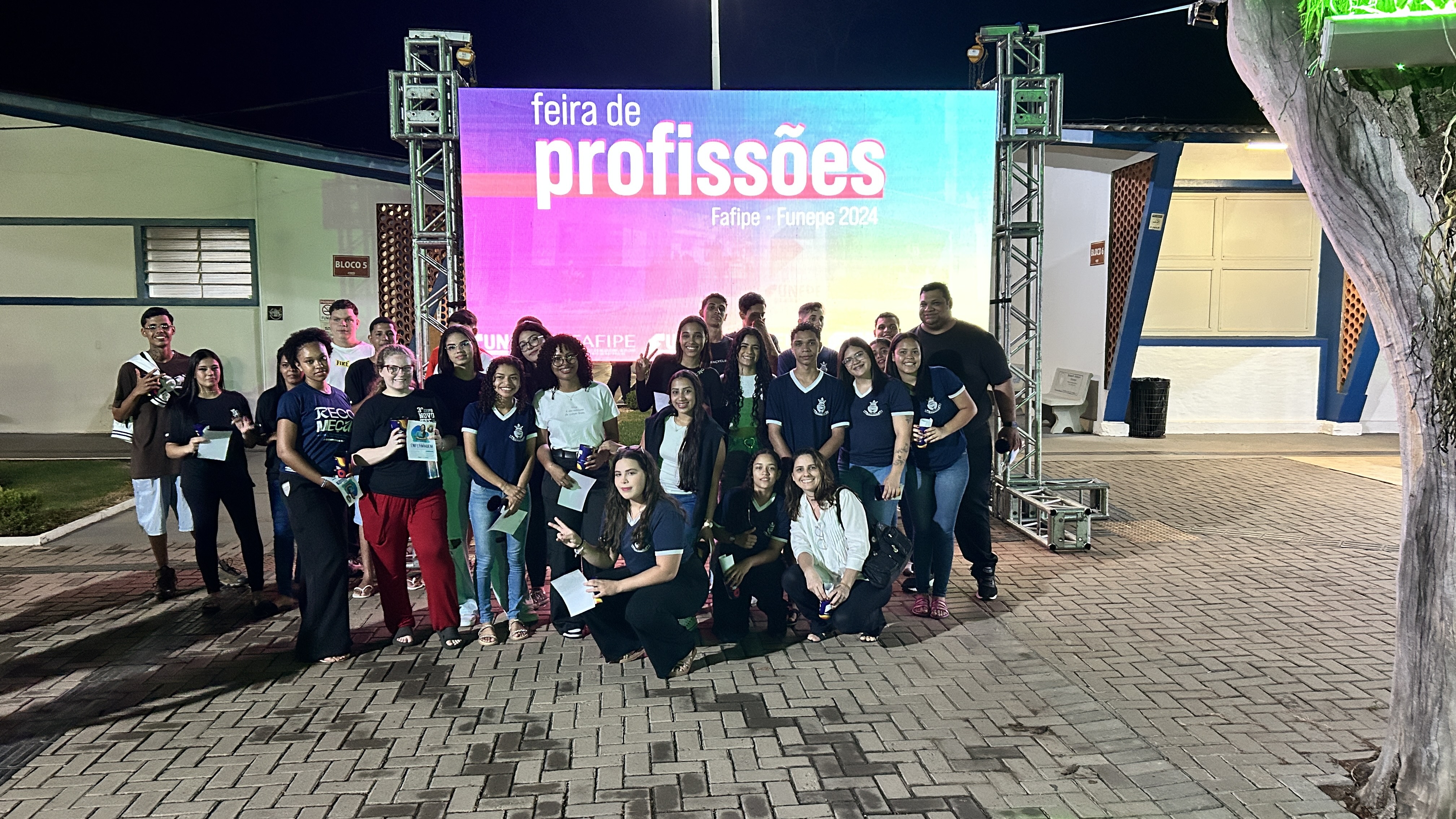 Imagem da notícia FUNEPE movimenta escolas públicas e privadas da região com evento Feira de Profissões 2024
