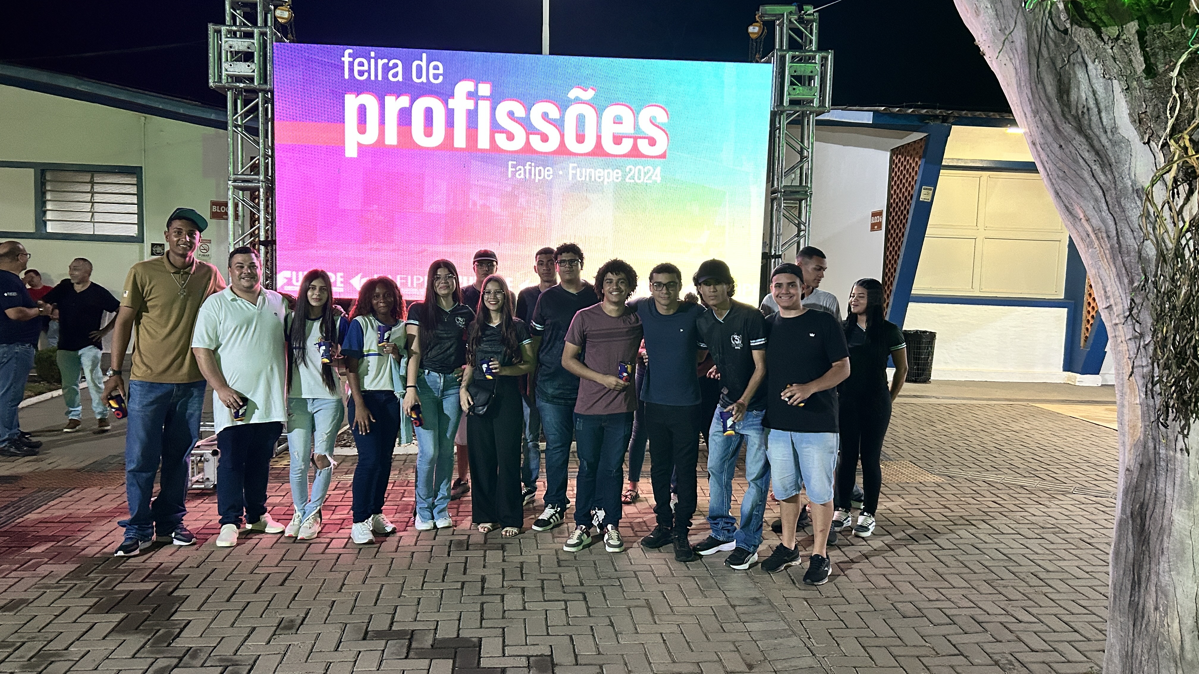 Imagem da notícia FUNEPE movimenta escolas públicas e privadas da região com evento Feira de Profissões 2024