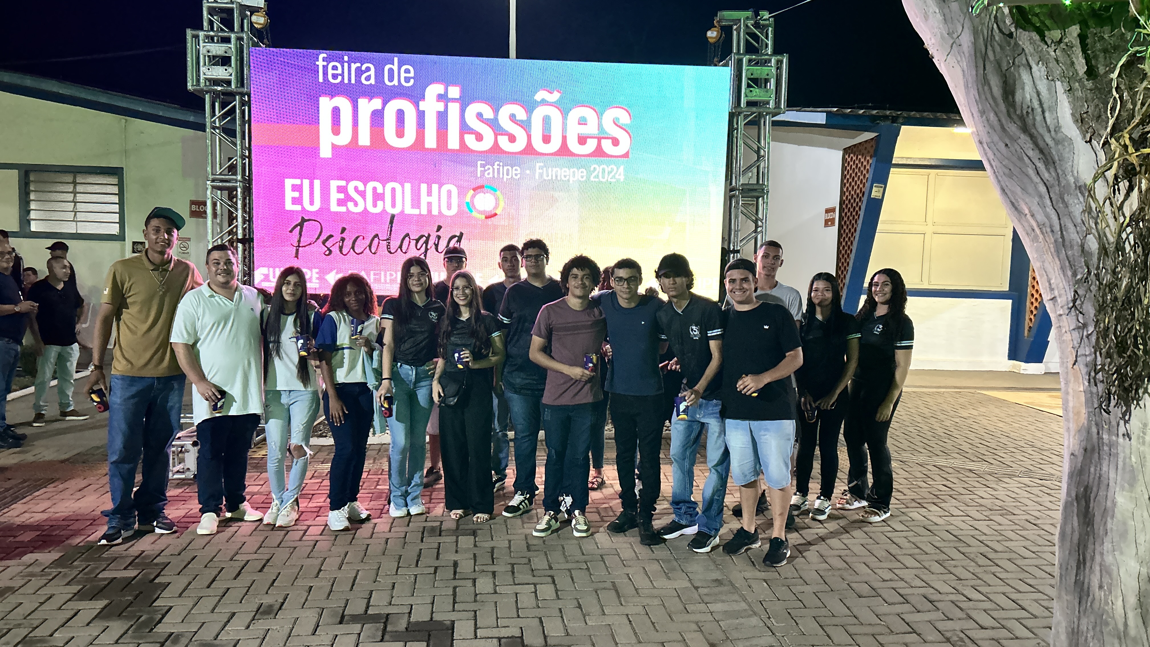 Imagem da notícia FUNEPE movimenta escolas públicas e privadas da região com evento Feira de Profissões 2024