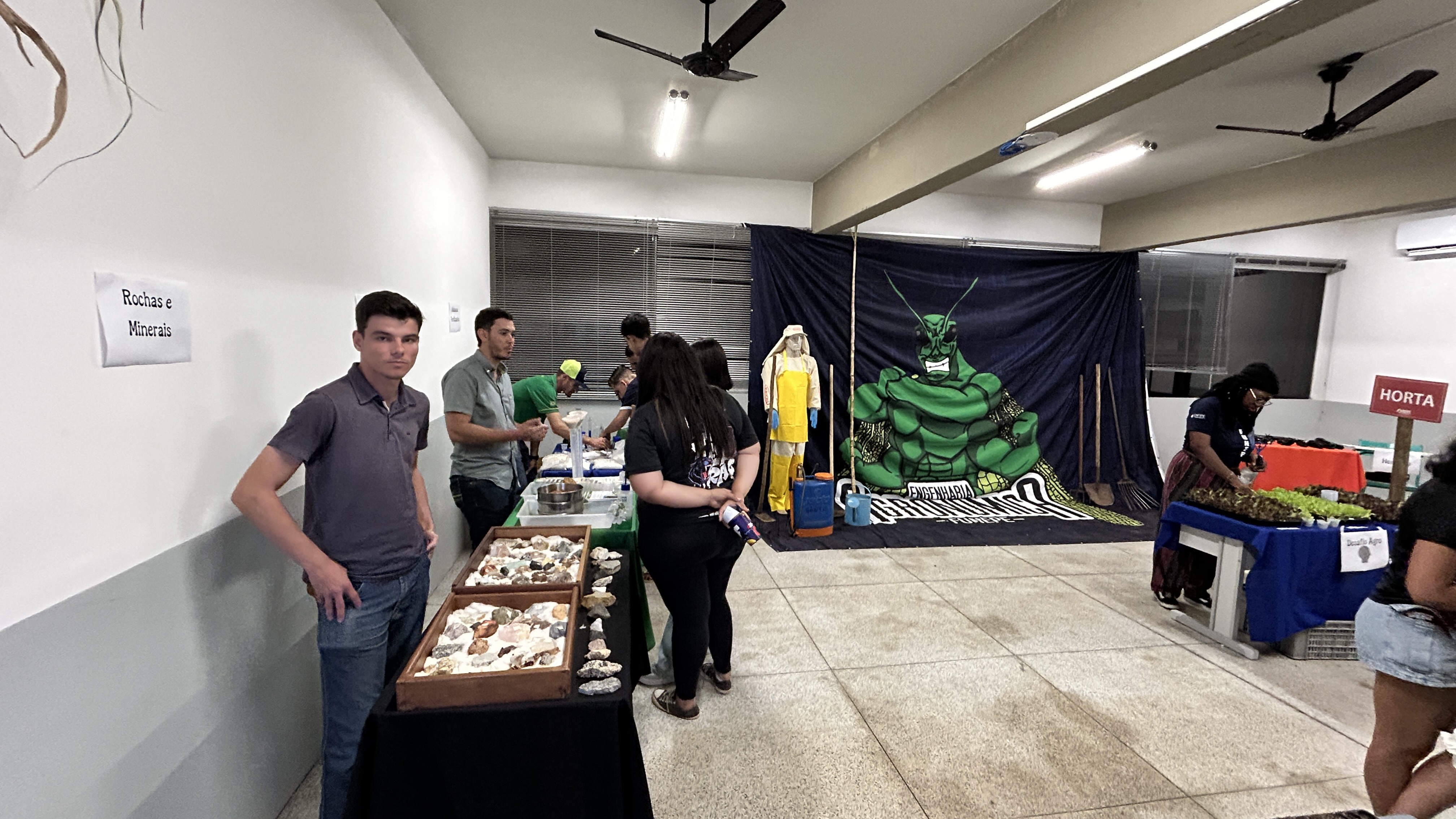 Imagem da notícia FUNEPE movimenta escolas públicas e privadas da região com evento Feira de Profissões 2024