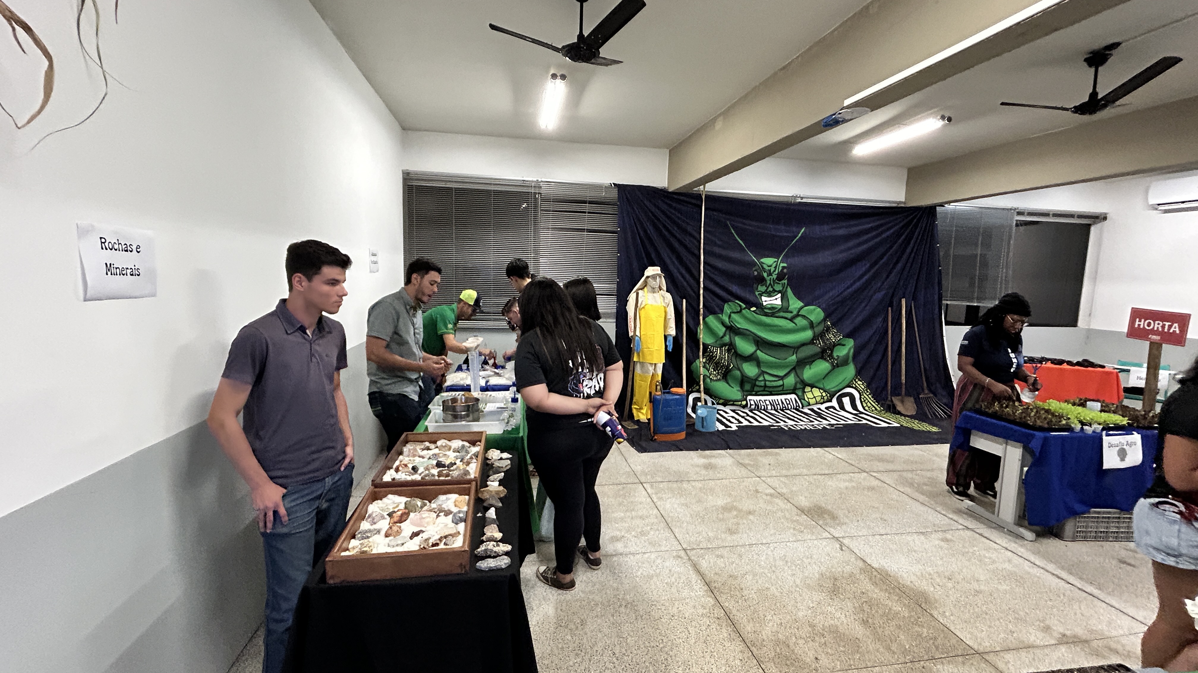 Imagem da notícia FUNEPE movimenta escolas públicas e privadas da região com evento Feira de Profissões 2024