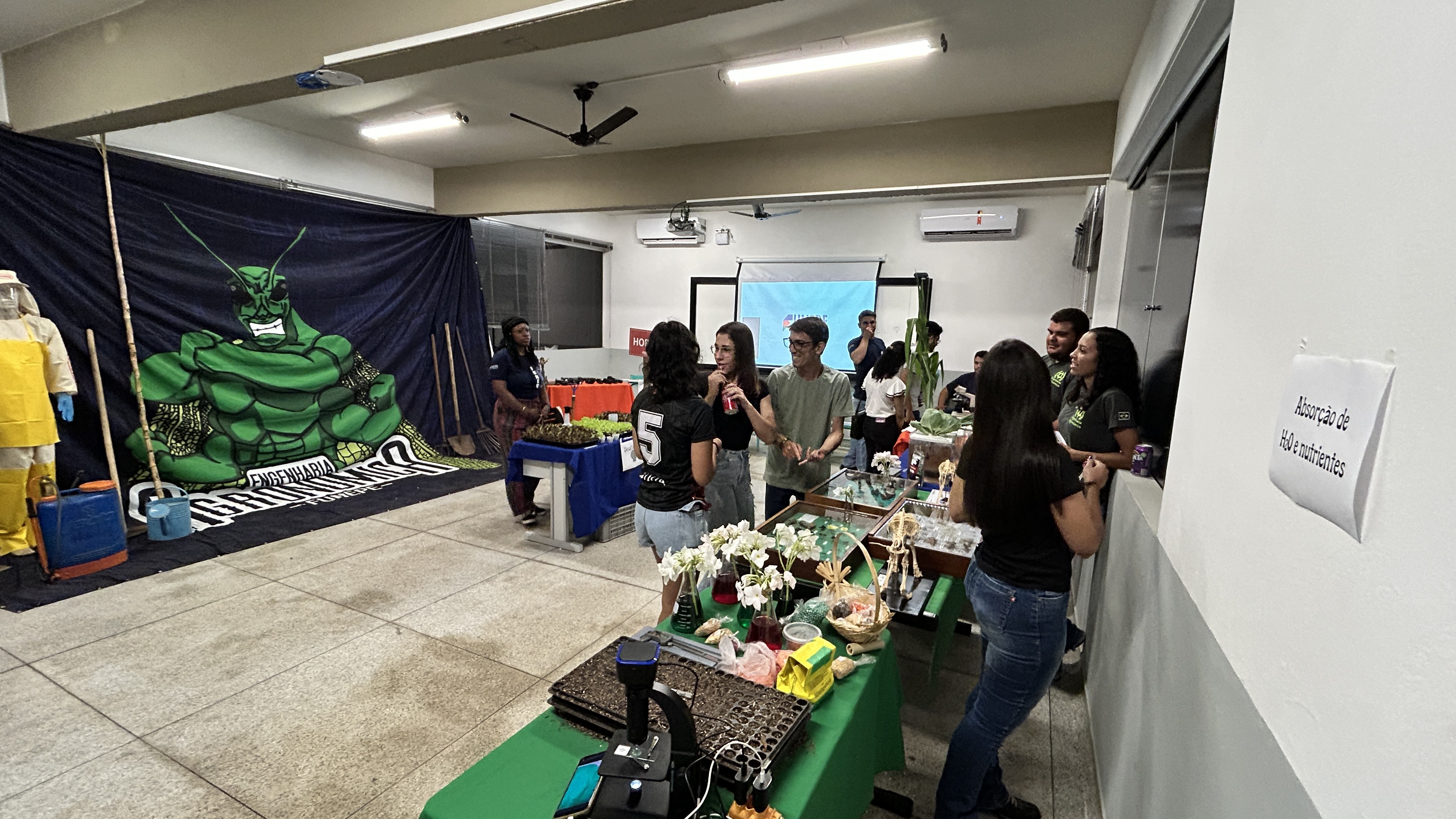 Imagem da notícia FUNEPE movimenta escolas públicas e privadas da região com evento Feira de Profissões 2024