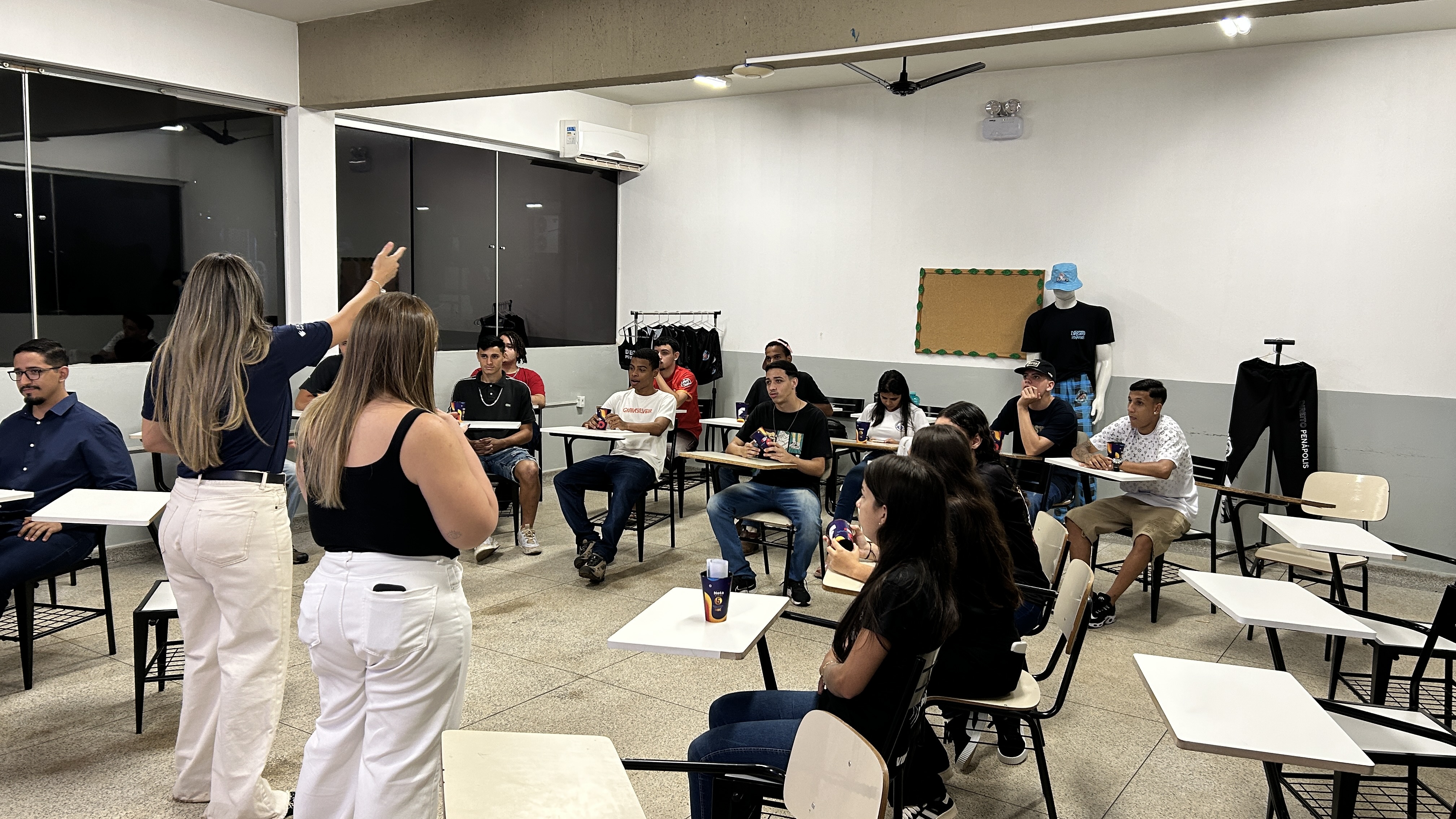 Imagem da notícia FUNEPE movimenta escolas públicas e privadas da região com evento Feira de Profissões 2024
