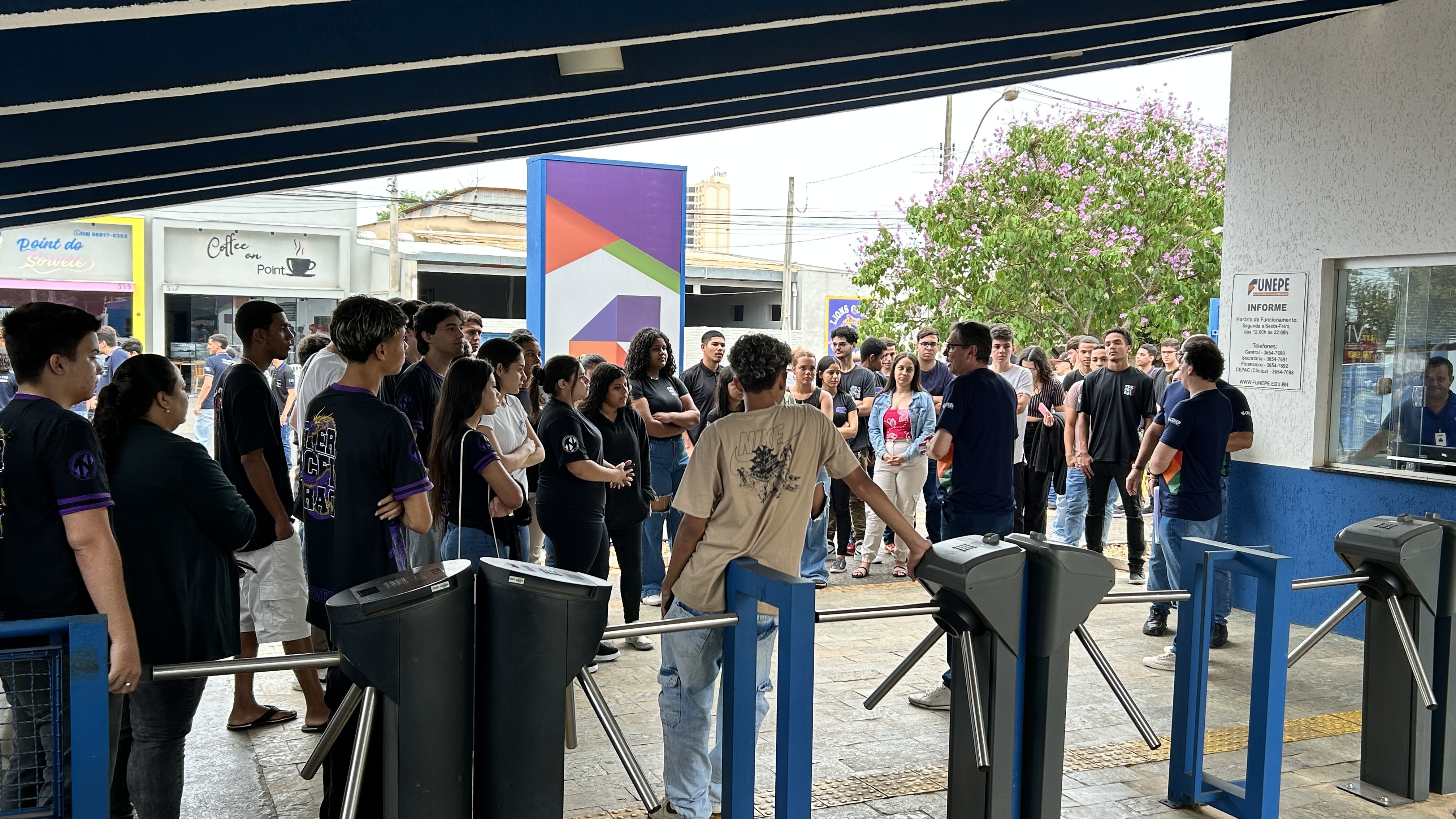 Imagem da notícia FUNEPE movimenta escolas públicas e privadas da região com evento Feira de Profissões 2024