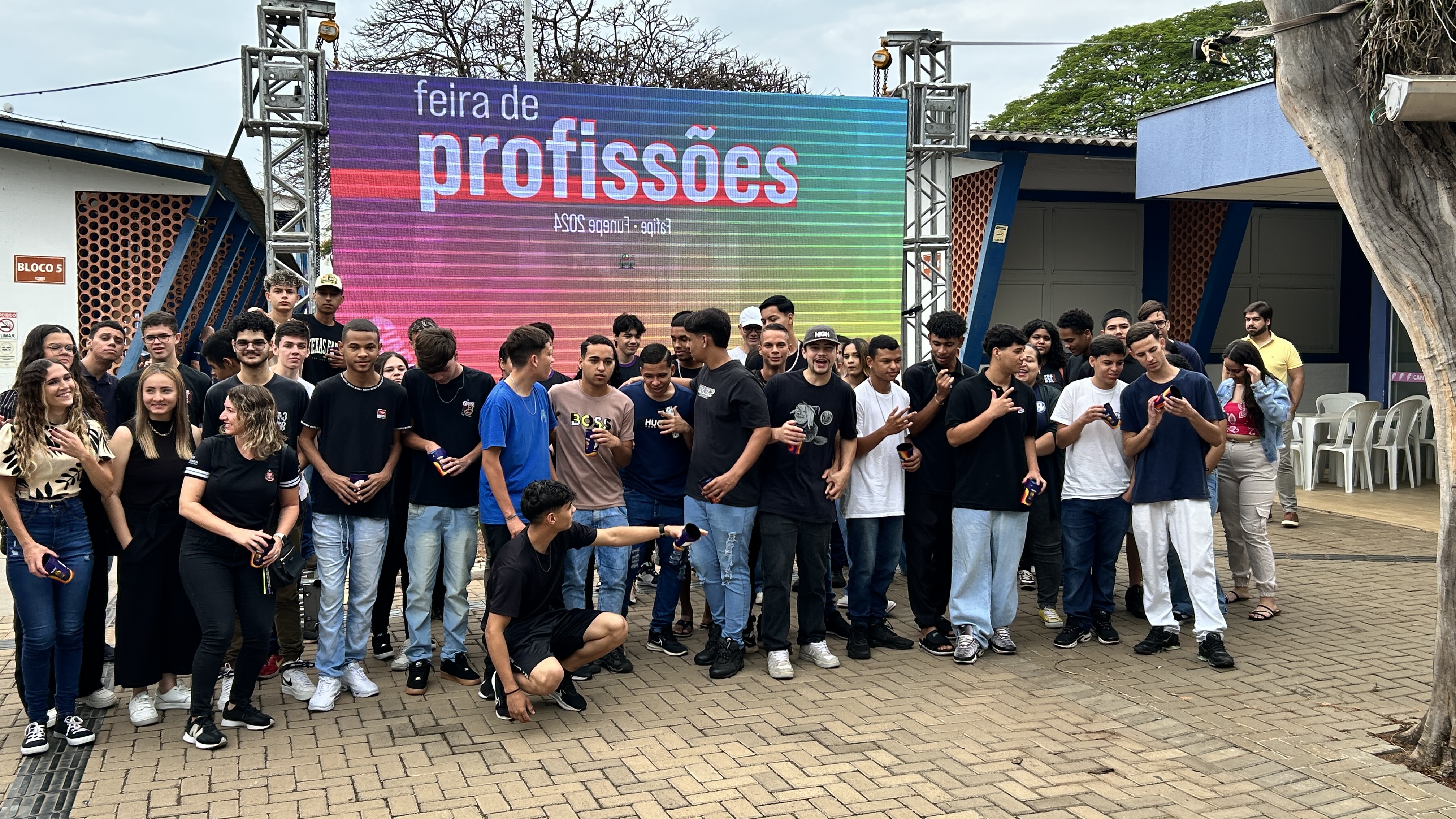 Imagem da notícia FUNEPE movimenta escolas públicas e privadas da região com evento Feira de Profissões 2024
