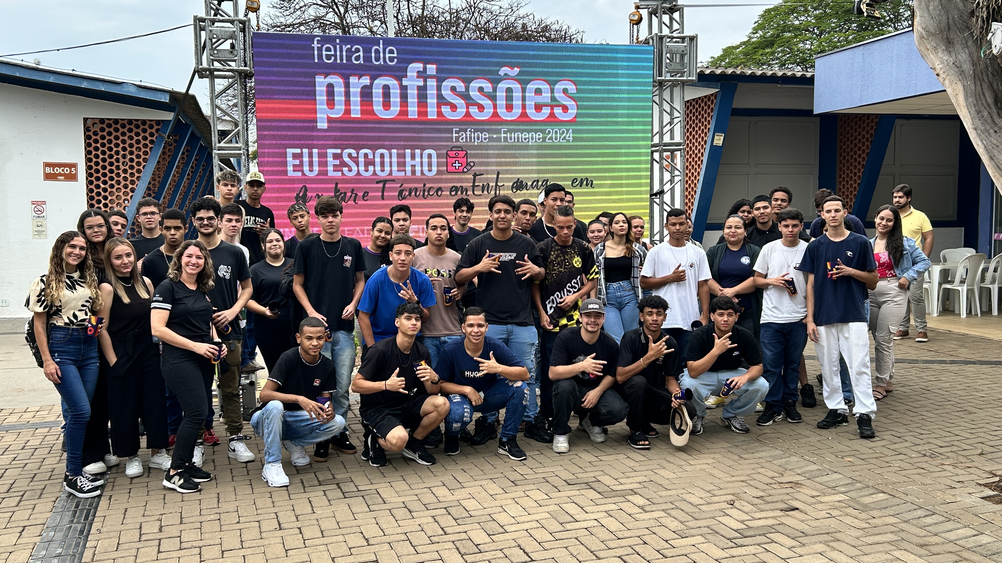 Imagem da notícia FUNEPE movimenta escolas públicas e privadas da região com evento Feira de Profissões 2024