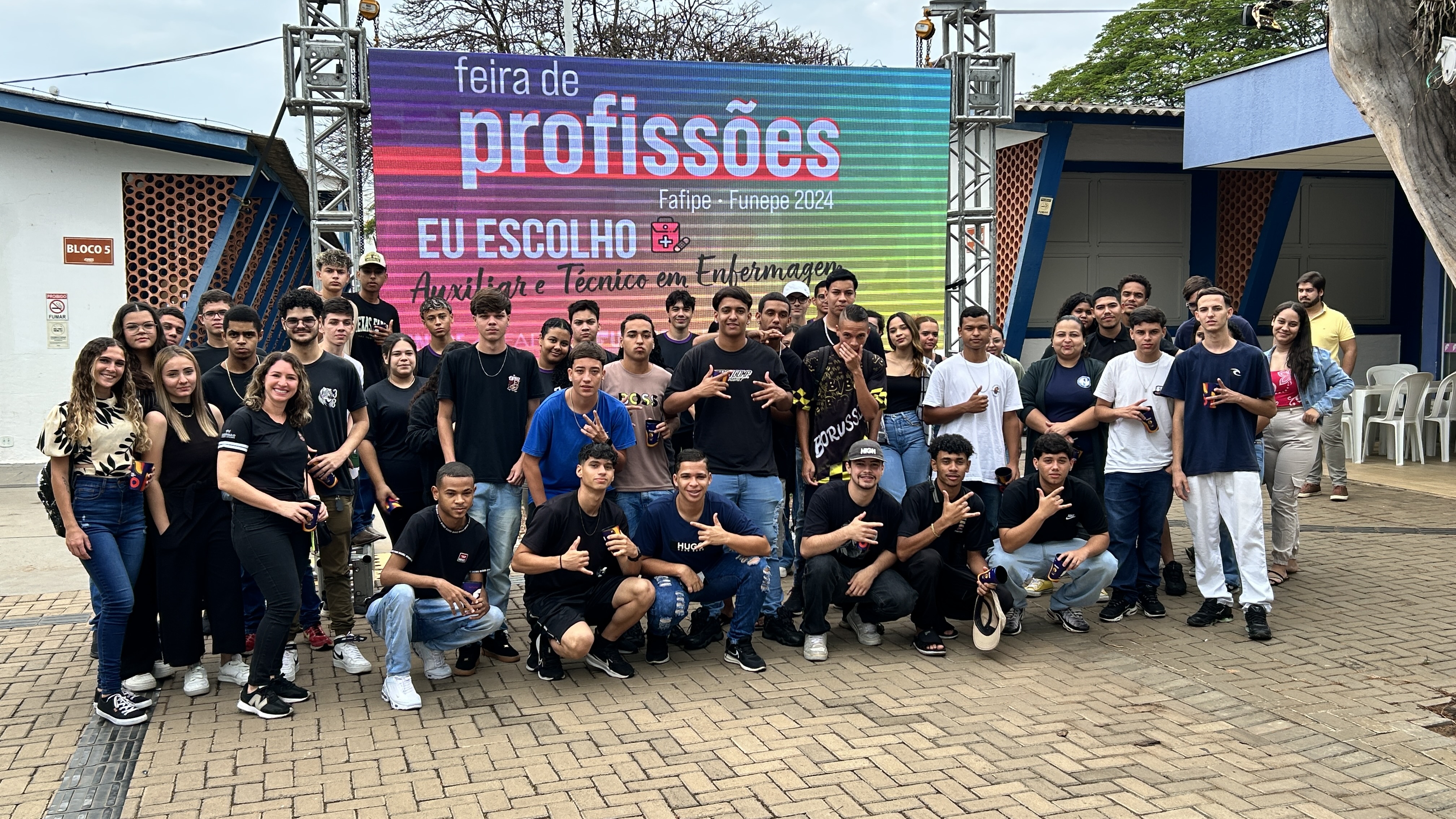 Imagem da notícia FUNEPE movimenta escolas públicas e privadas da região com evento Feira de Profissões 2024