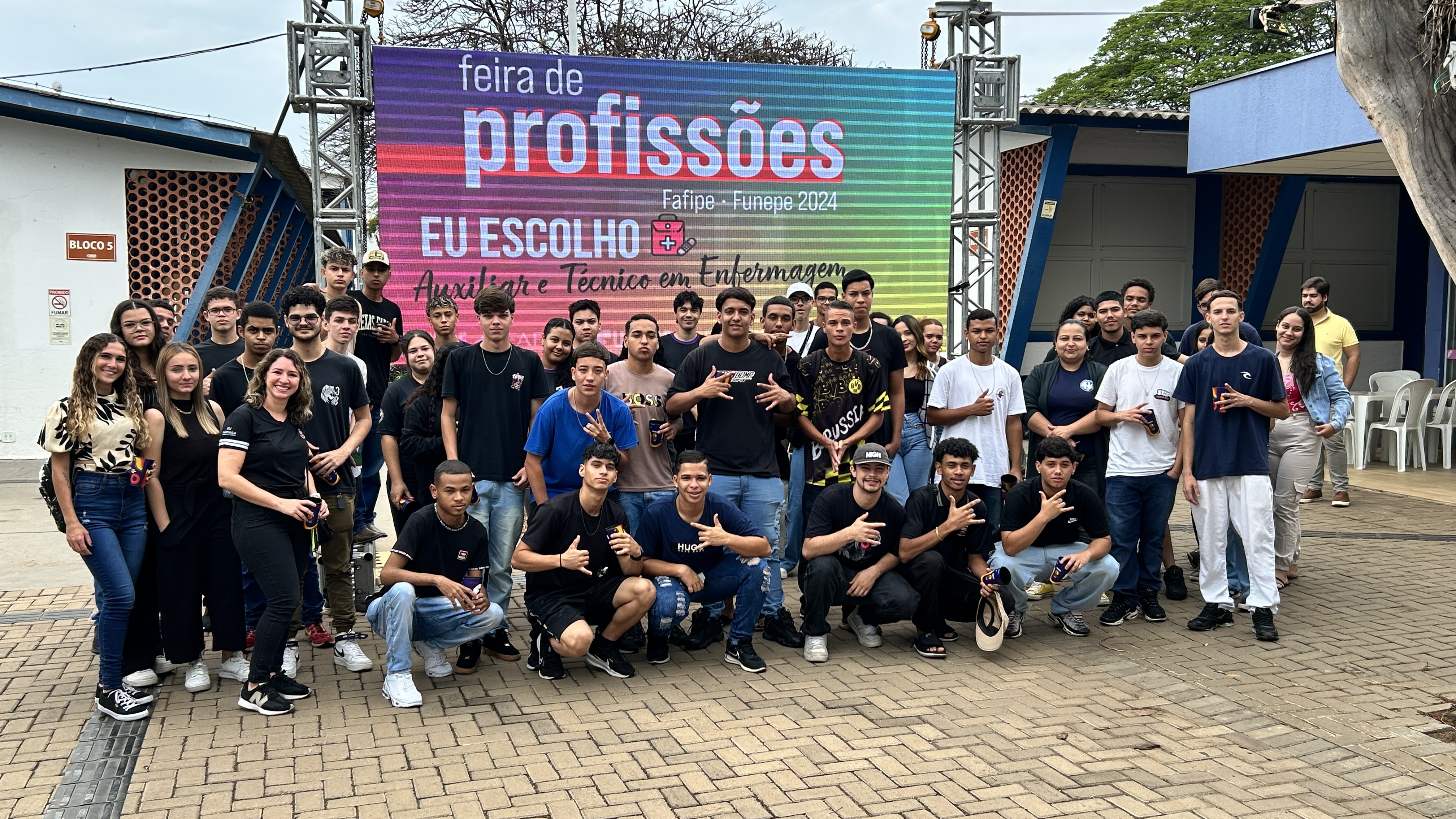 Imagem da notícia FUNEPE movimenta escolas públicas e privadas da região com evento Feira de Profissões 2024