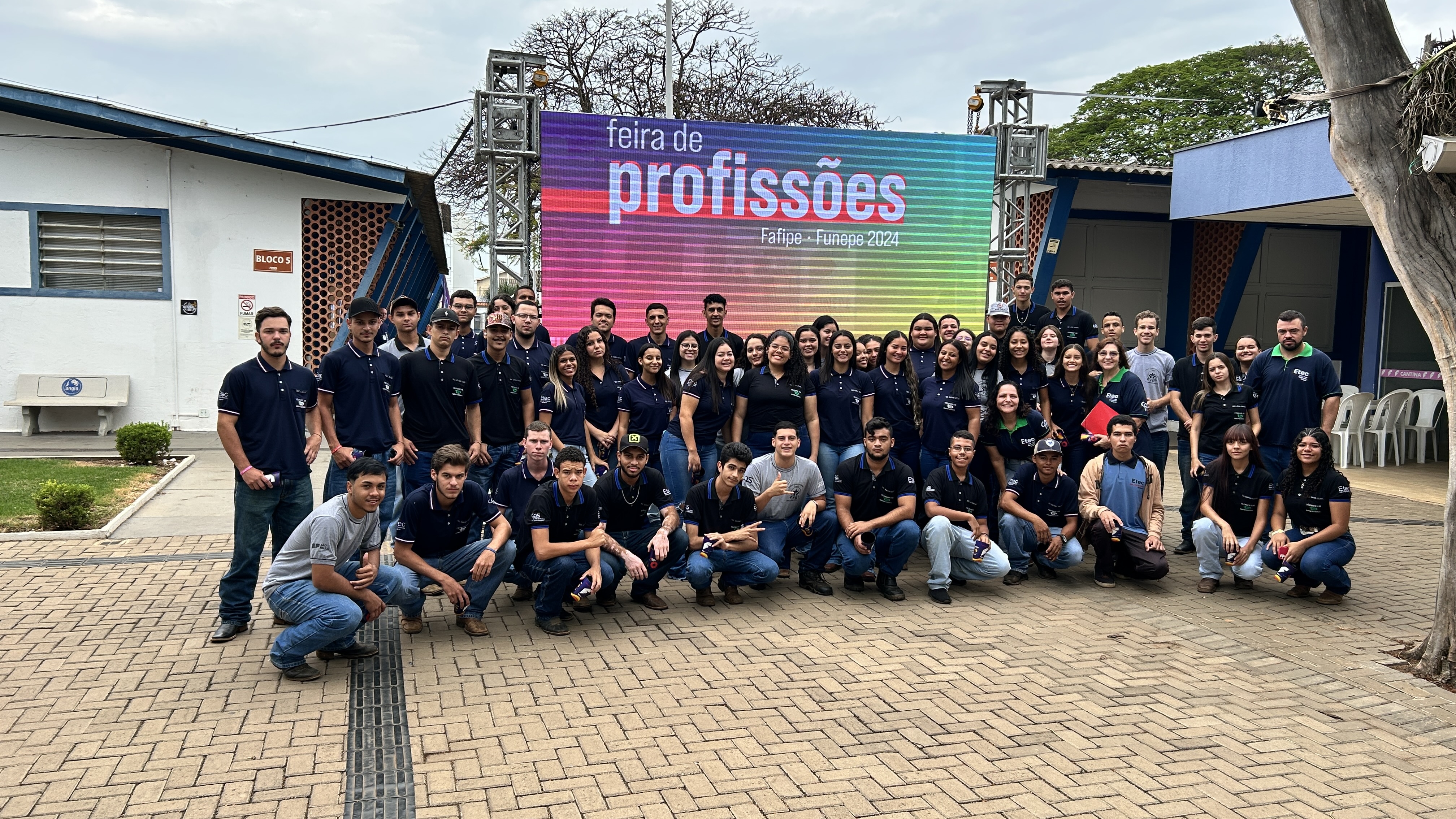 Imagem da notícia FUNEPE movimenta escolas públicas e privadas da região com evento Feira de Profissões 2024