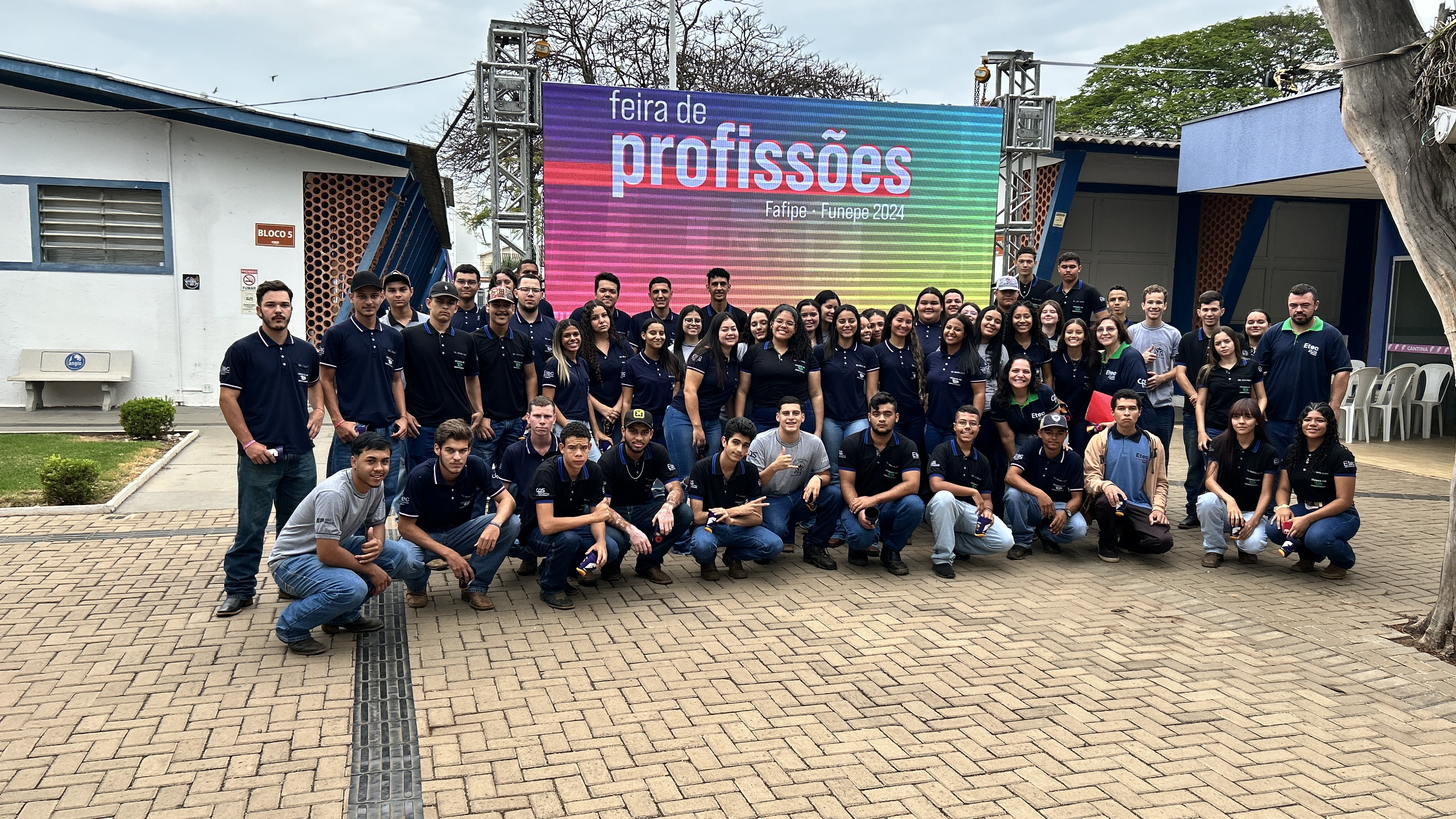 Imagem da notícia FUNEPE movimenta escolas públicas e privadas da região com evento Feira de Profissões 2024