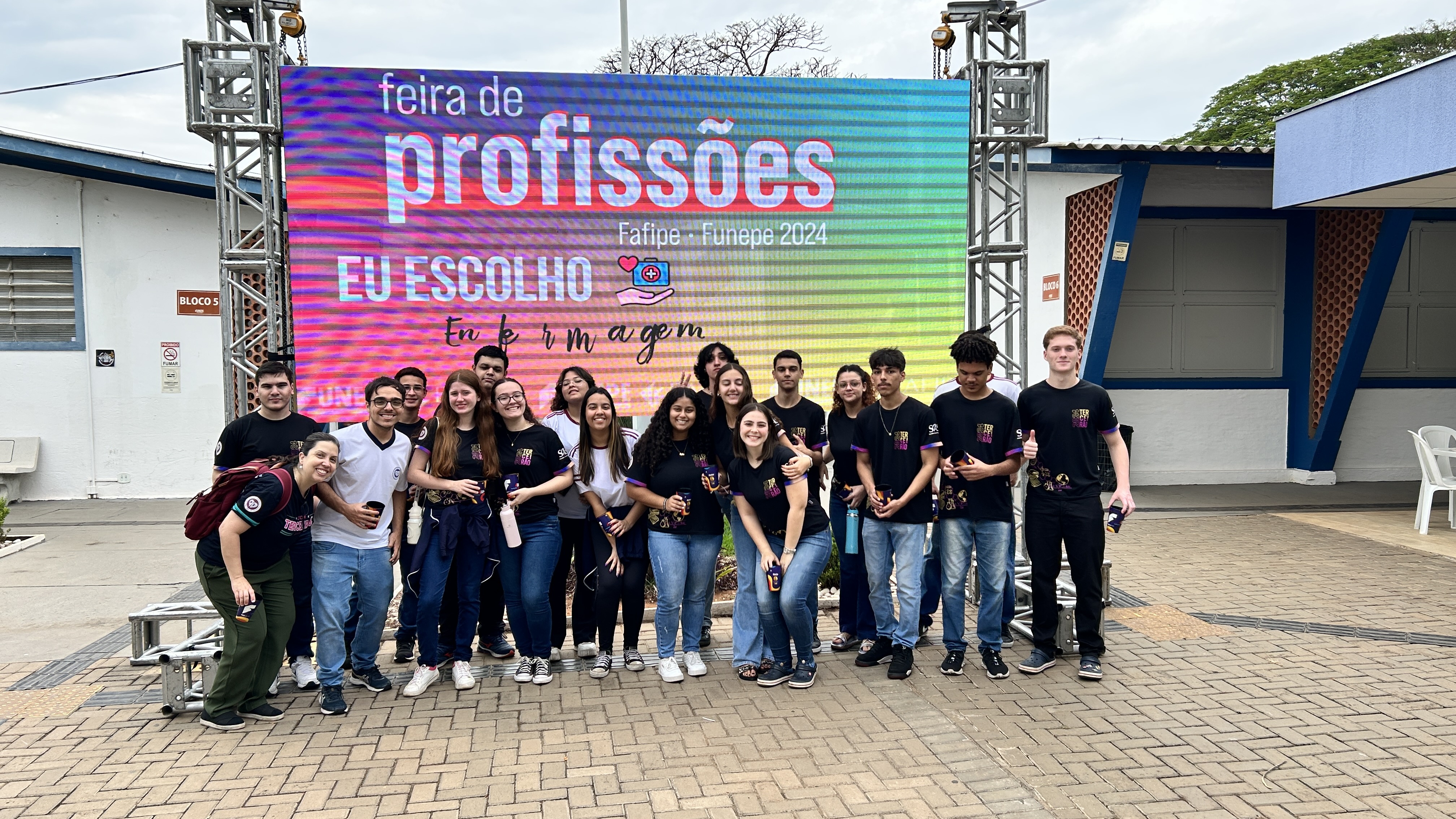 Imagem da notícia FUNEPE movimenta escolas públicas e privadas da região com evento Feira de Profissões 2024