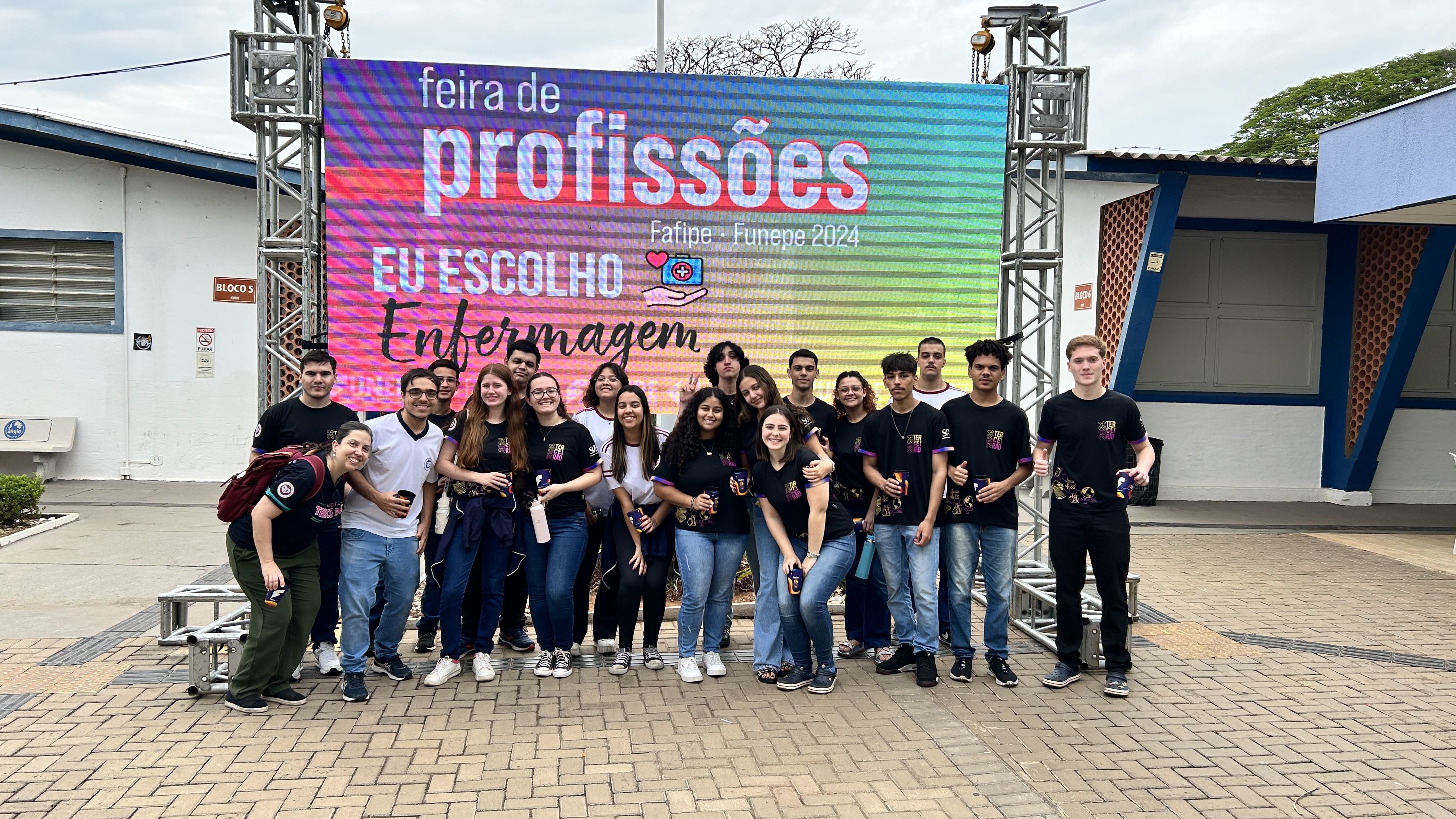 Imagem da notícia FUNEPE movimenta escolas públicas e privadas da região com evento Feira de Profissões 2024