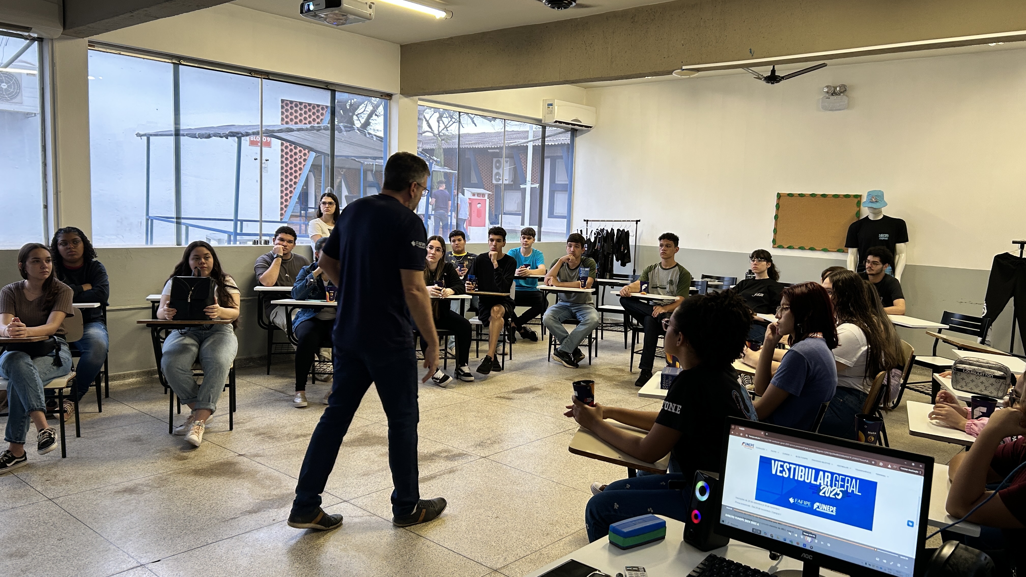 Imagem da notícia FUNEPE movimenta escolas públicas e privadas da região com evento Feira de Profissões 2024
