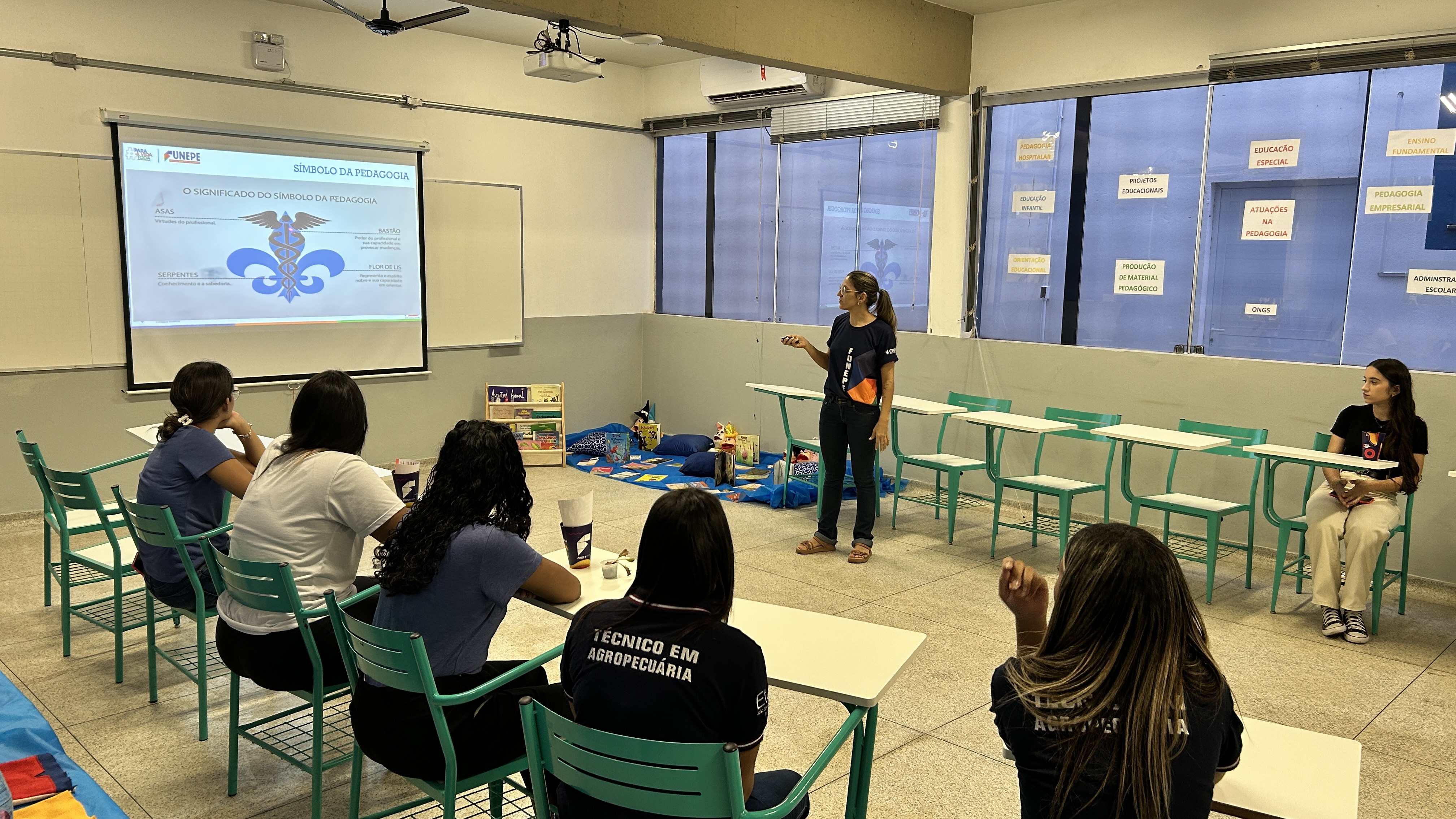 Imagem da notícia FUNEPE movimenta escolas públicas e privadas da região com evento Feira de Profissões 2024