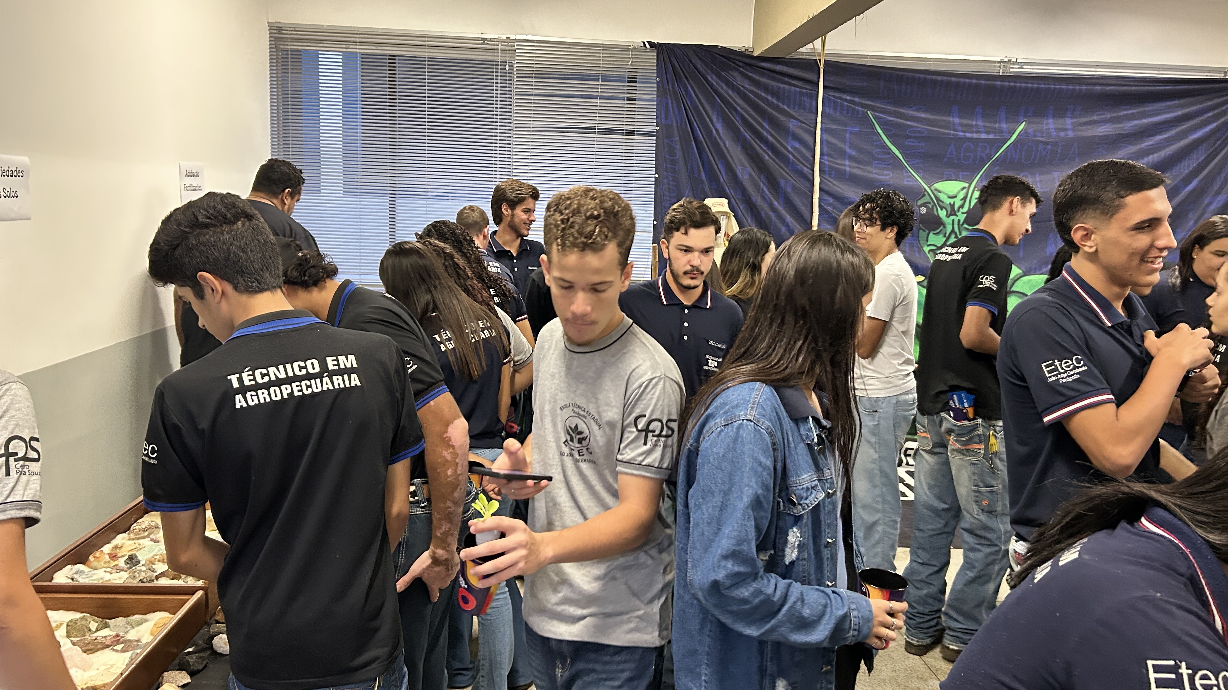 Imagem da notícia FUNEPE movimenta escolas públicas e privadas da região com evento Feira de Profissões 2024