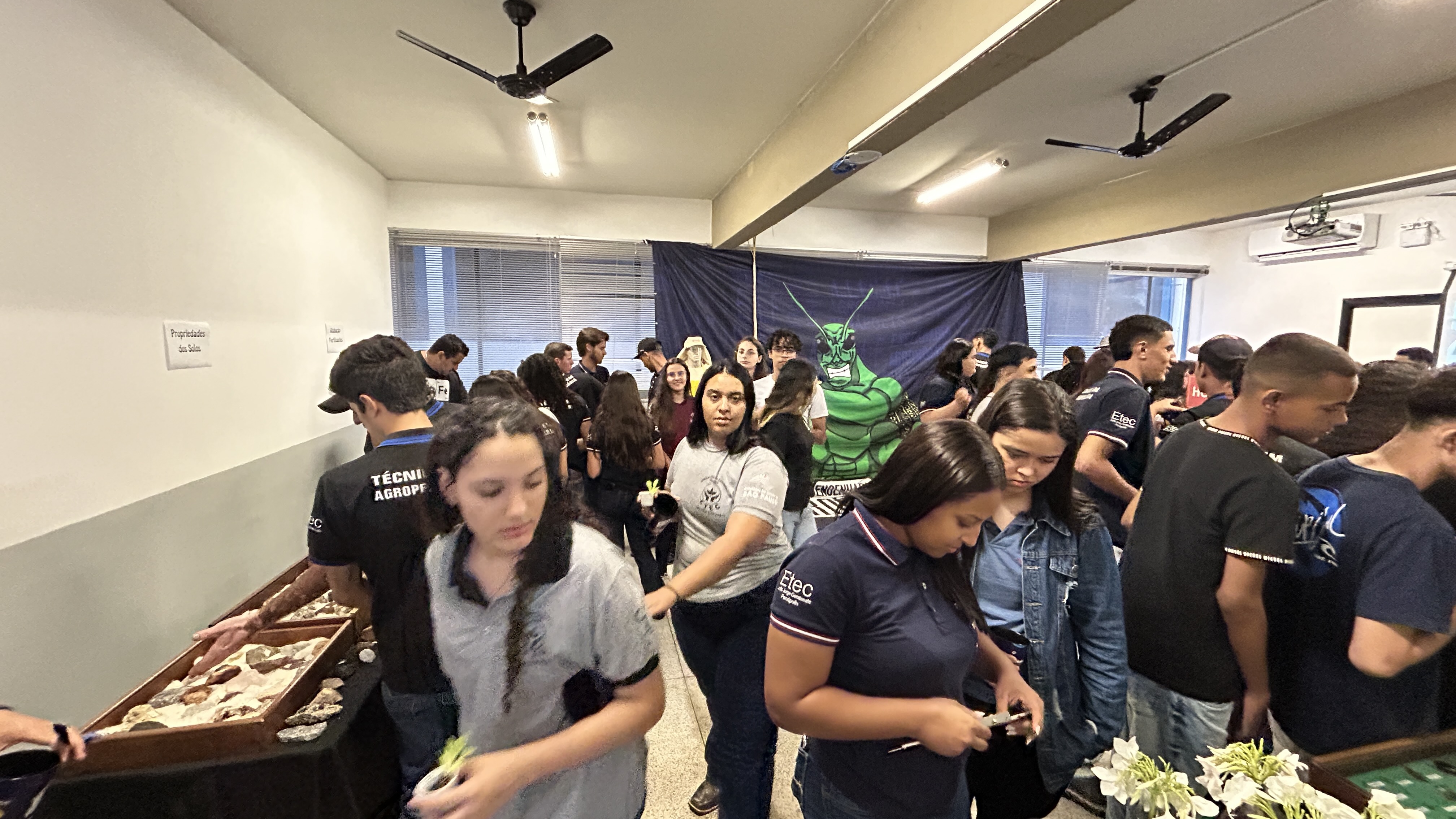 Imagem da notícia FUNEPE movimenta escolas públicas e privadas da região com evento Feira de Profissões 2024