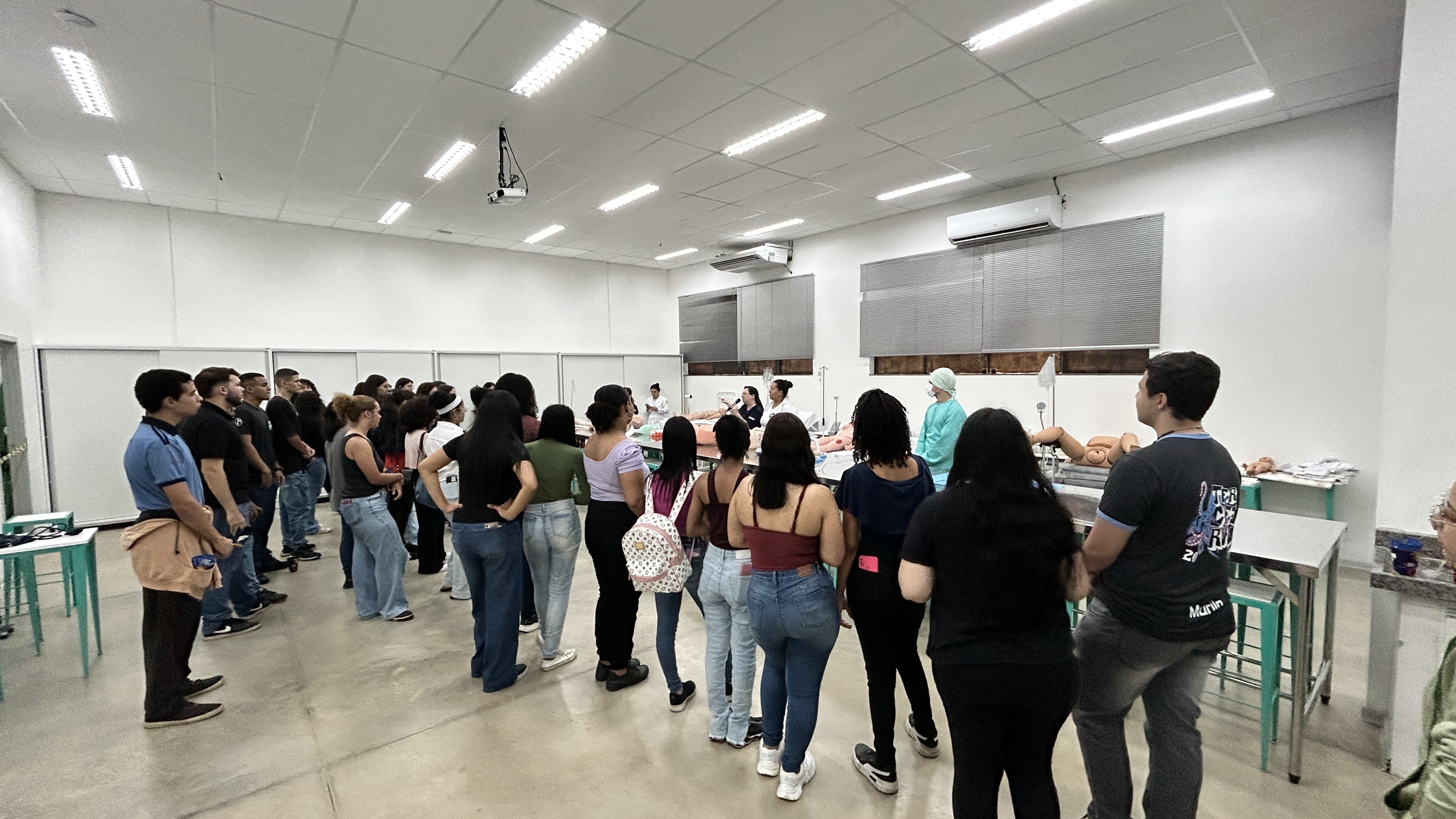 Imagem da notícia FUNEPE movimenta escolas públicas e privadas da região com evento Feira de Profissões 2024