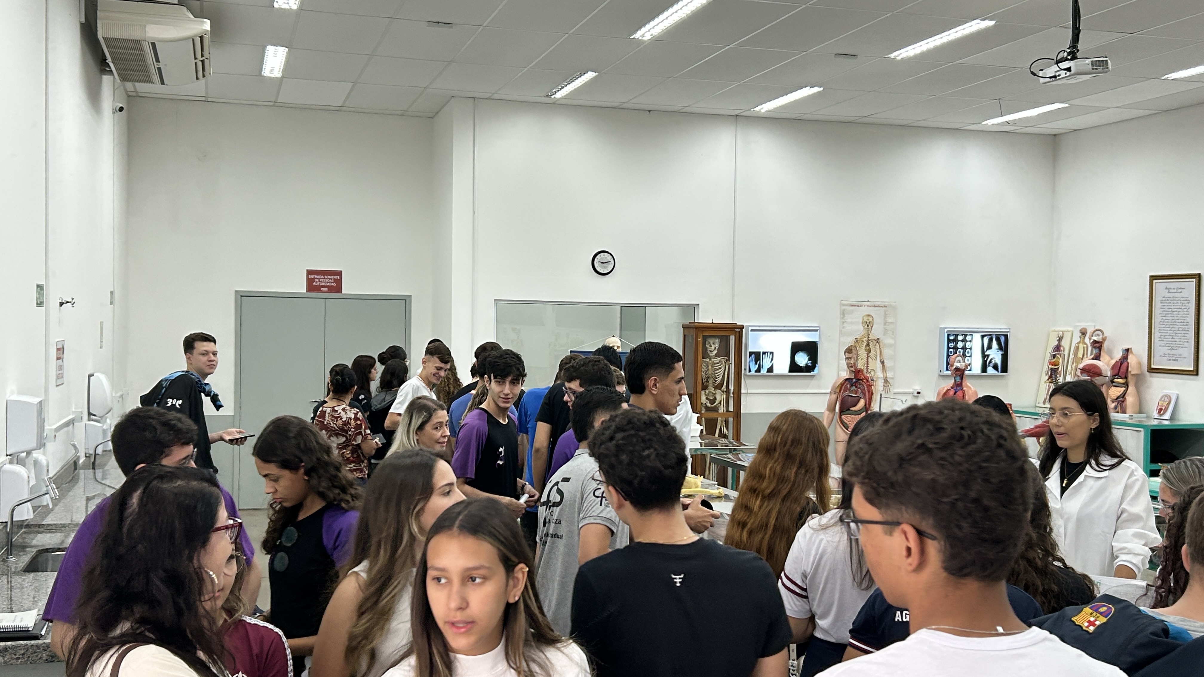 Imagem da notícia FUNEPE movimenta escolas públicas e privadas da região com evento Feira de Profissões 2024