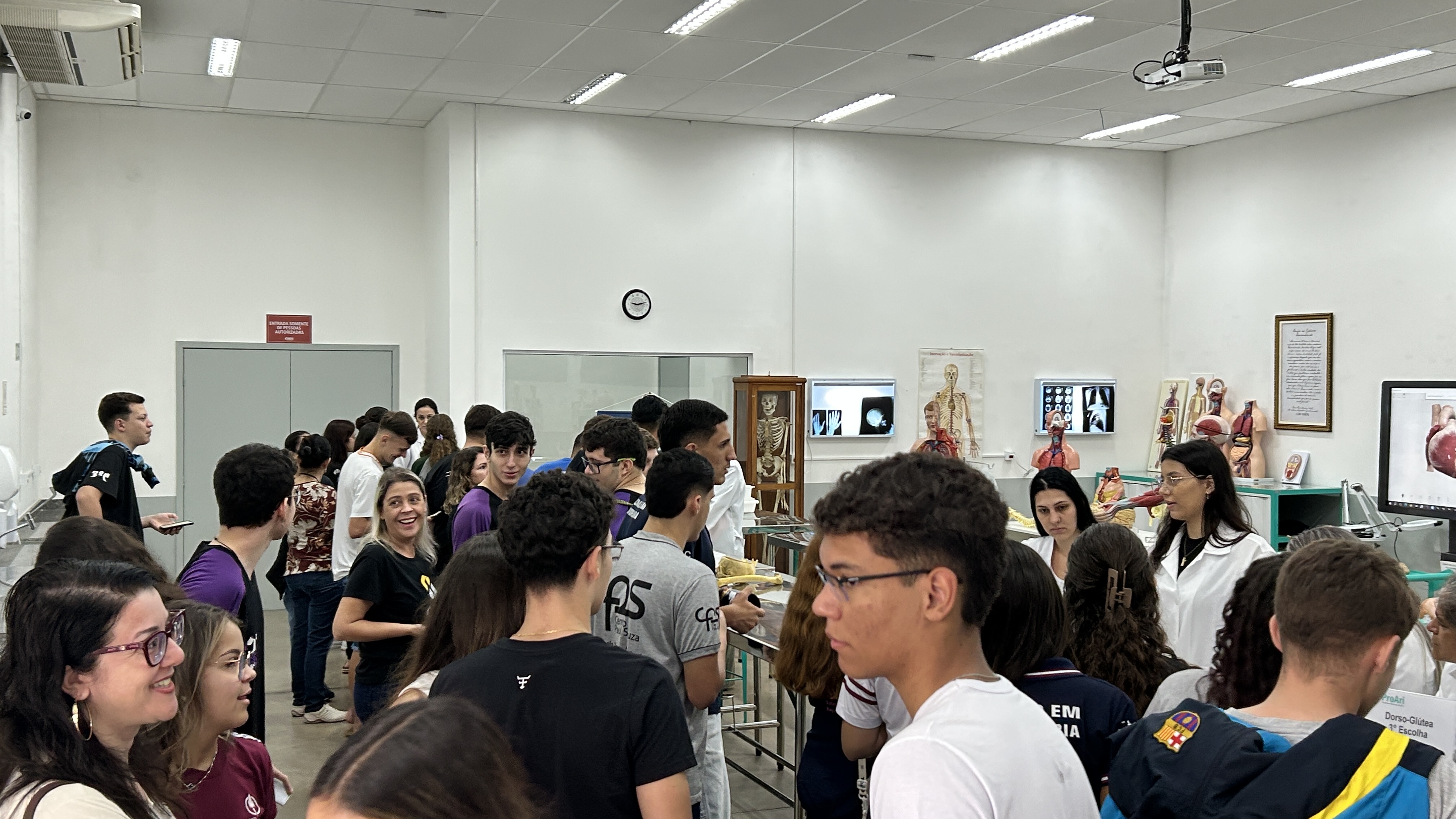 Imagem da notícia FUNEPE movimenta escolas públicas e privadas da região com evento Feira de Profissões 2024