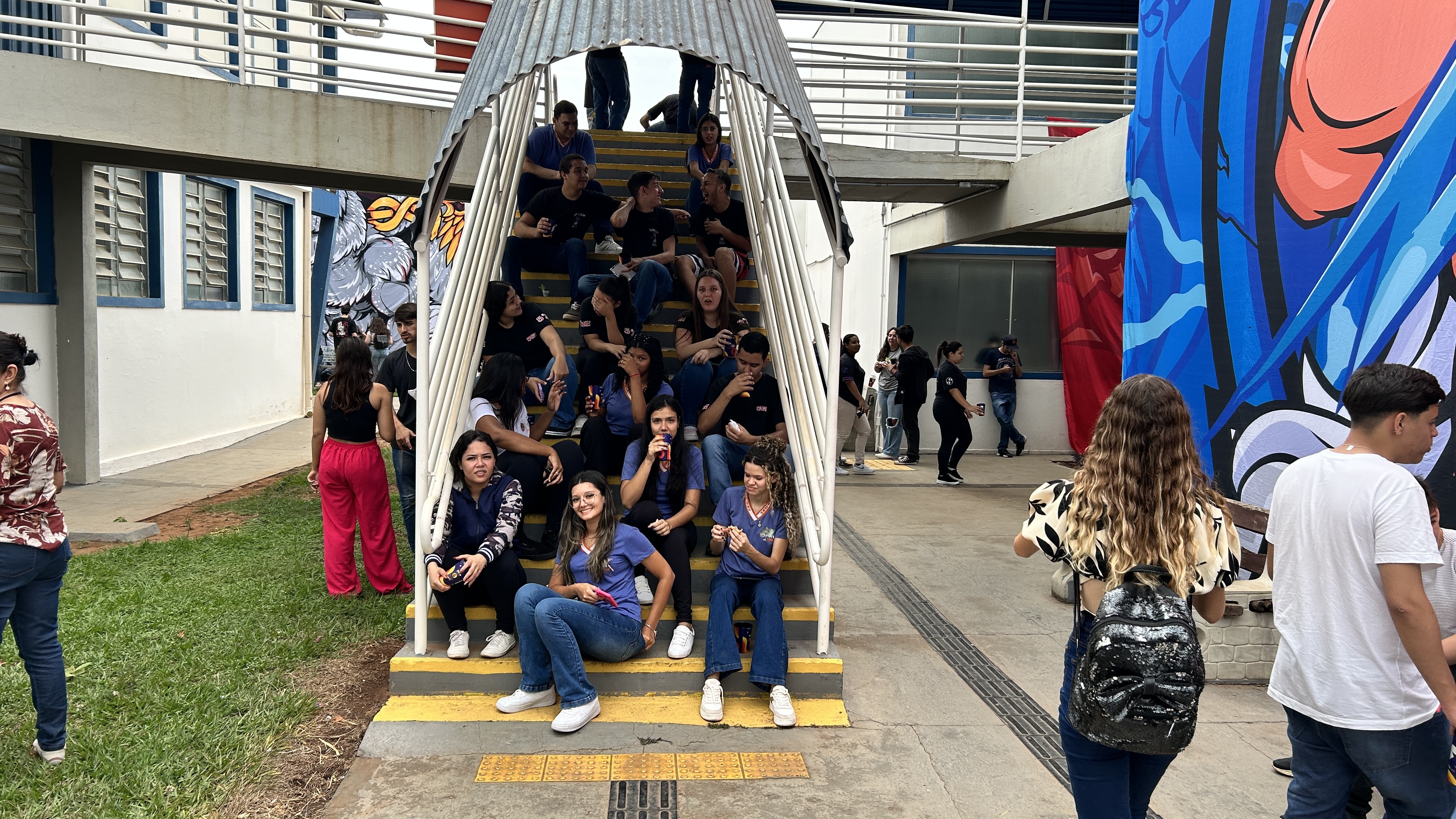 Imagem da notícia FUNEPE movimenta escolas públicas e privadas da região com evento Feira de Profissões 2024