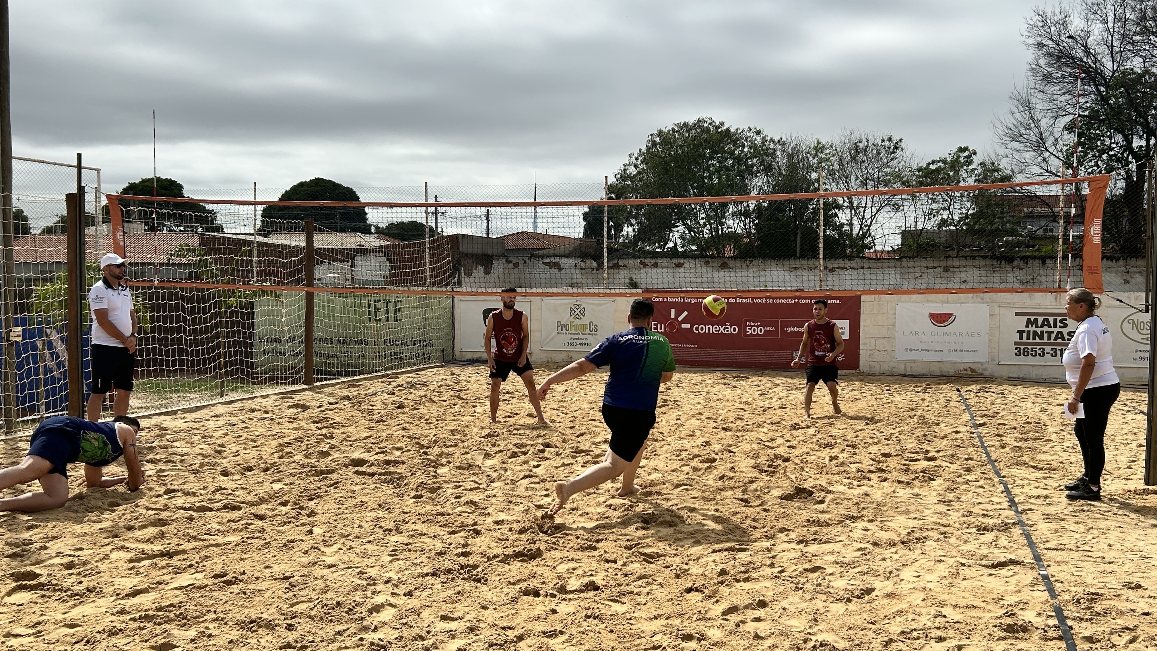 Imagem da notícia Confira o álbum de fotos do 4º dia de jogos do CAFU