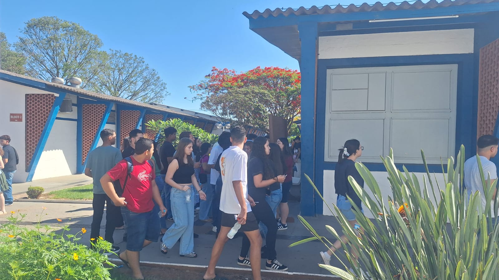 Imagem da notícia Vestibular da FUNEPE reúne candidatos de Penápolis e região no Campus I