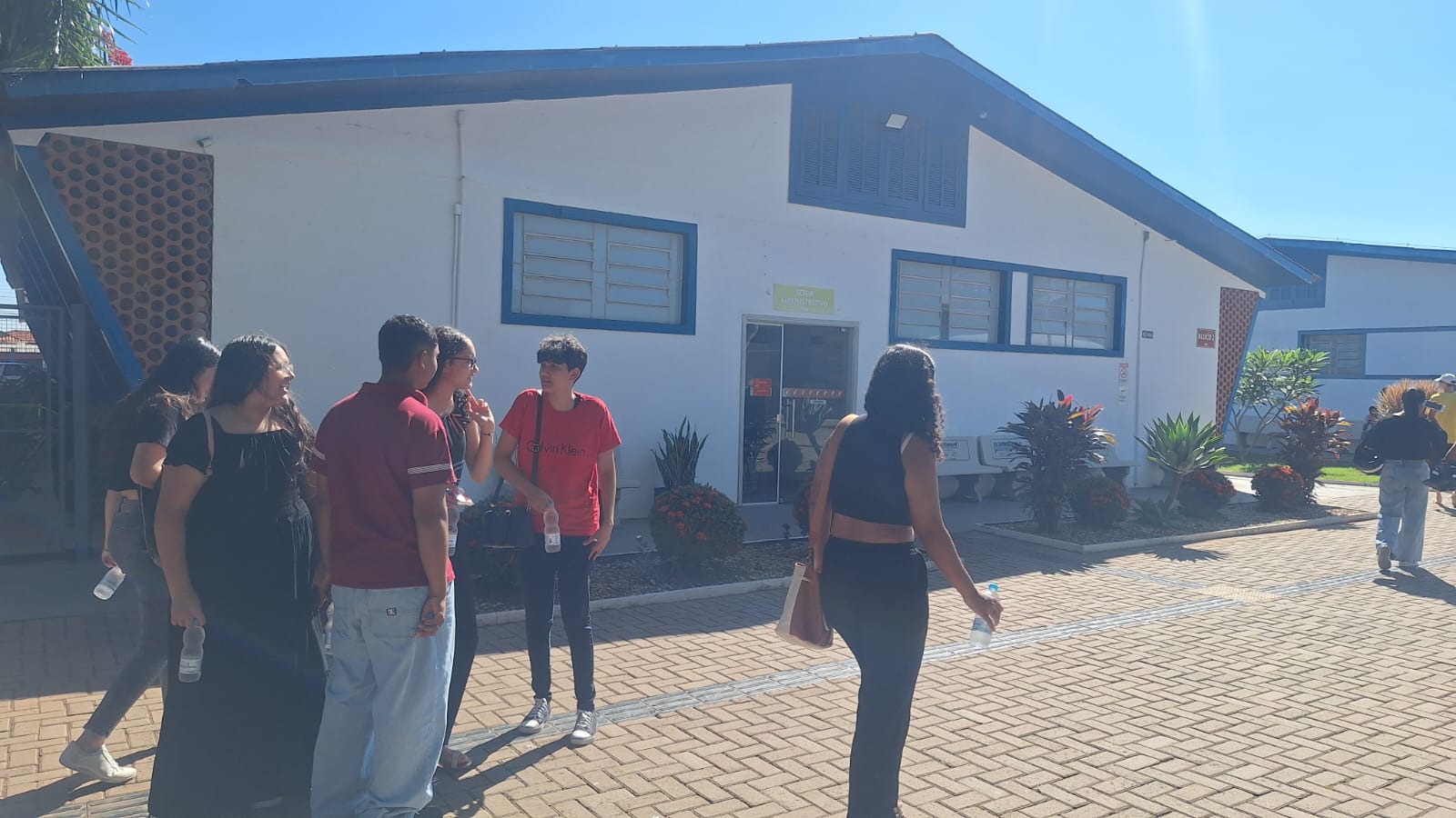 Imagem da notícia Vestibular da FUNEPE reúne candidatos de Penápolis e região no Campus I