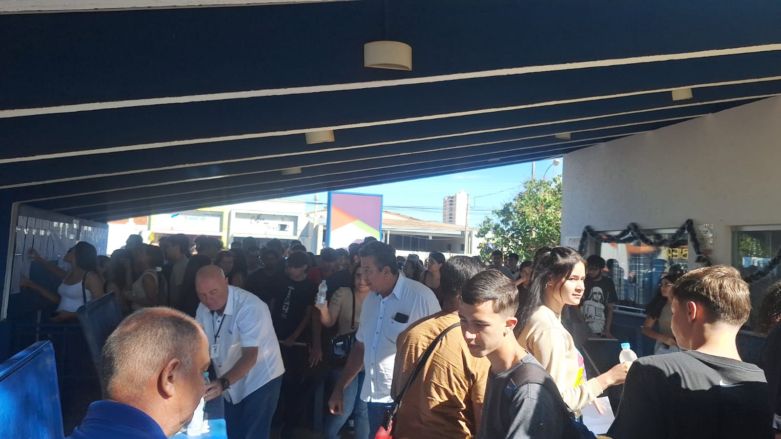 Imagem da notícia Vestibular da FUNEPE reúne candidatos de Penápolis e região no Campus I