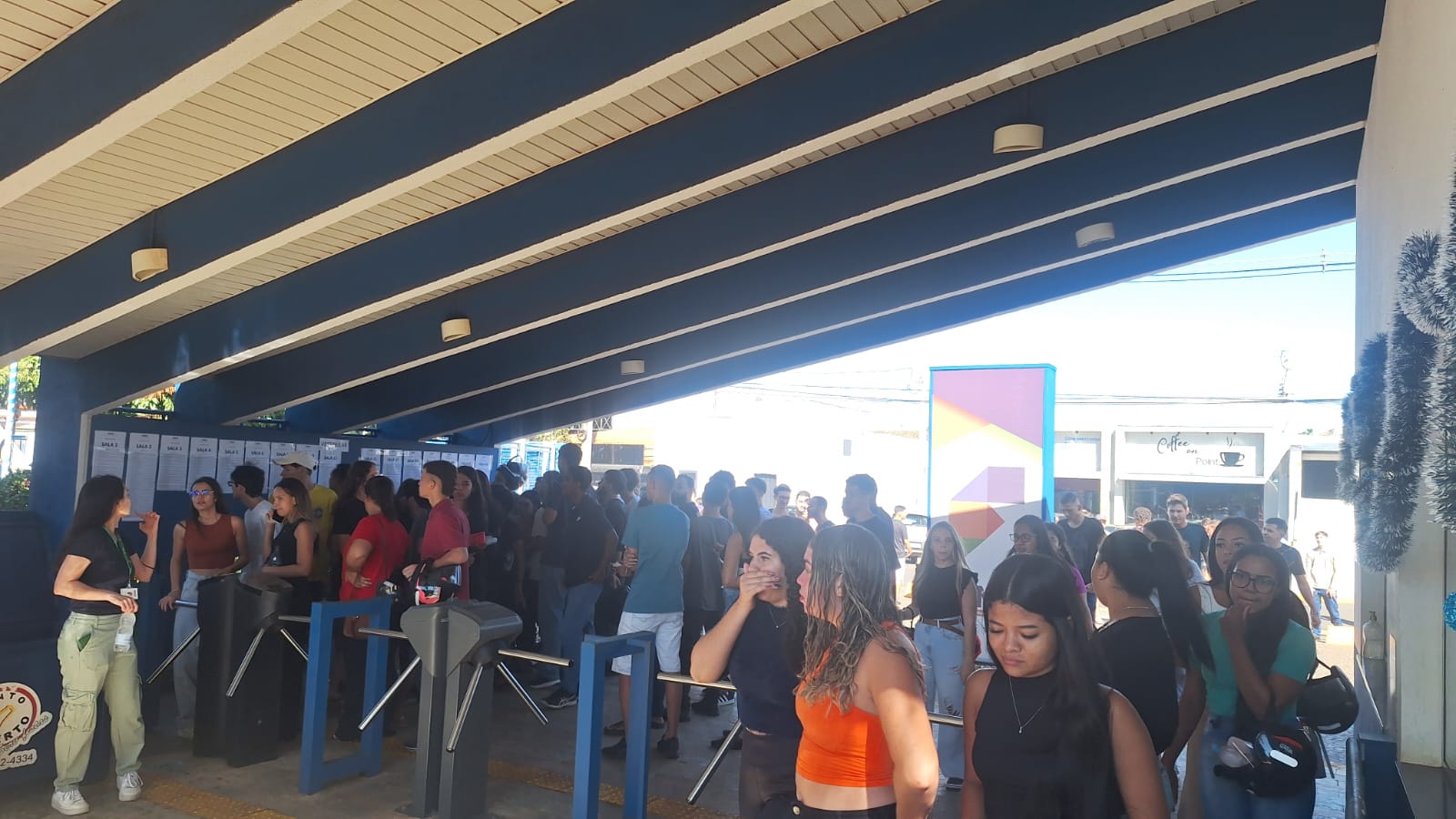 Imagem da notícia Vestibular da FUNEPE reúne candidatos de Penápolis e região no Campus I