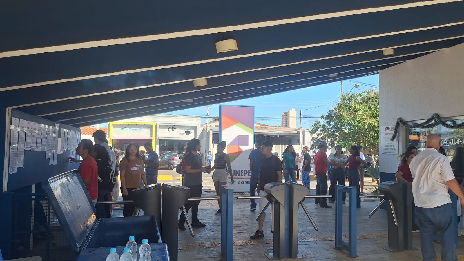 Imagem da notícia Vestibular da FUNEPE reúne candidatos de Penápolis e região no Campus I