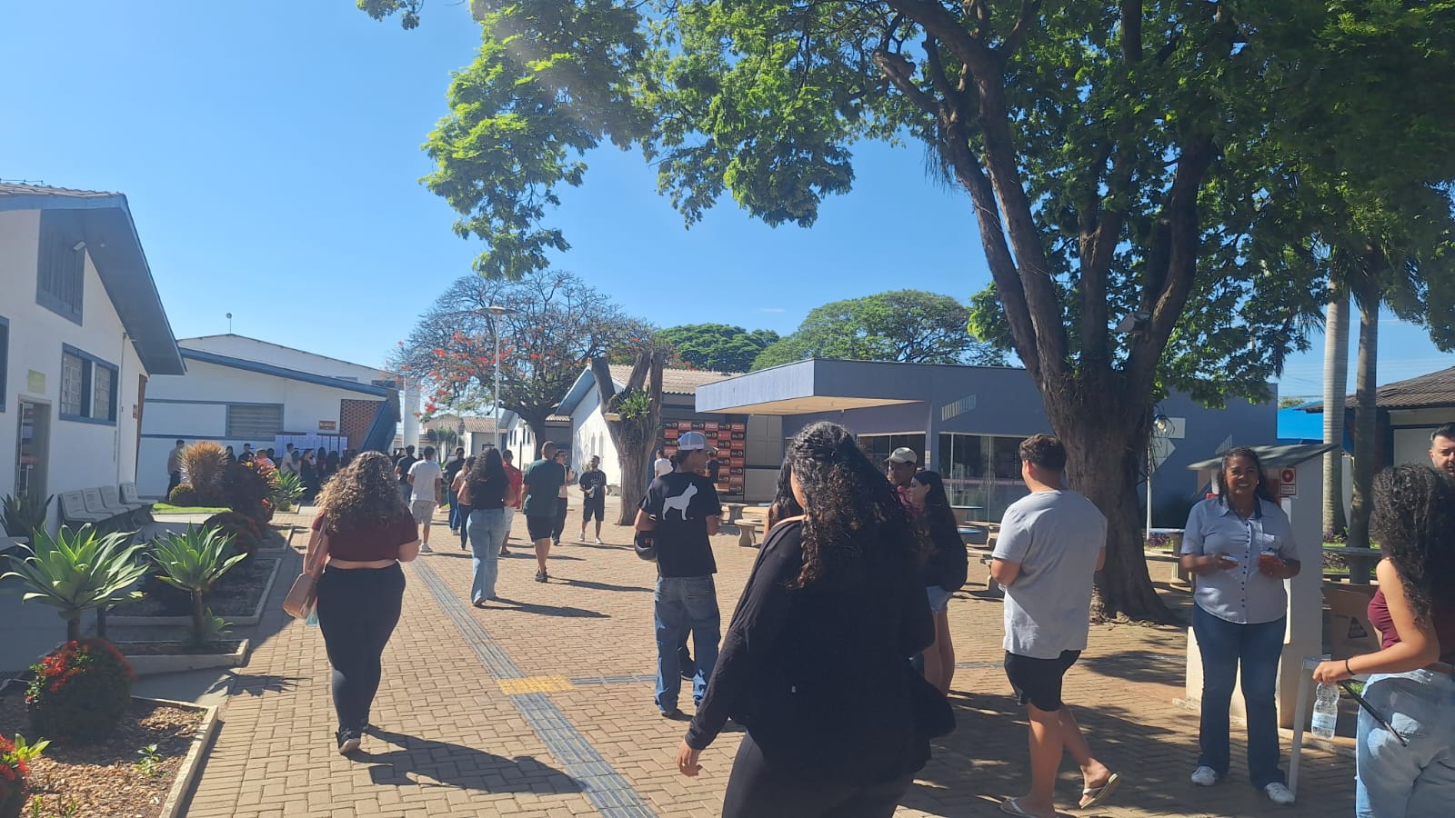 Imagem da notícia Vestibular da FUNEPE reúne candidatos de Penápolis e região no Campus I