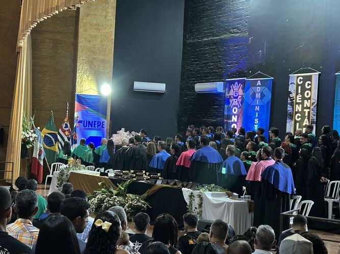 Imagem da notícia FUNEPE celebra festivas de colações de grau turmas 2024