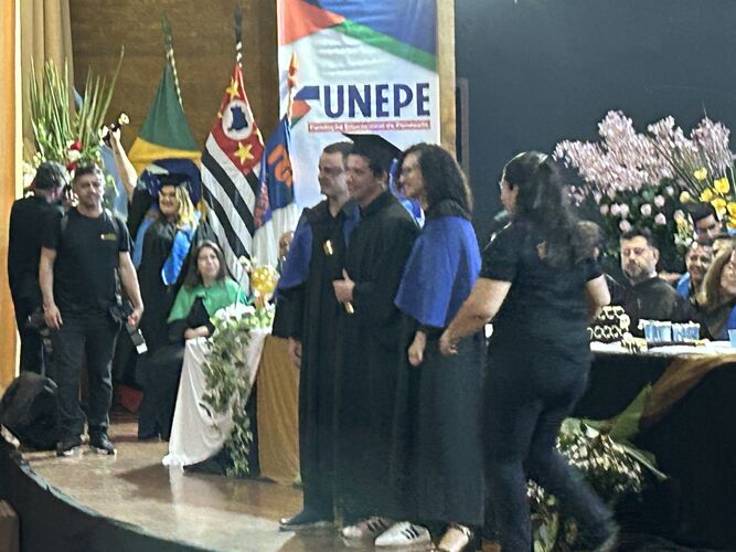 Imagem da notícia FUNEPE celebra festivas de colações de grau turmas 2024