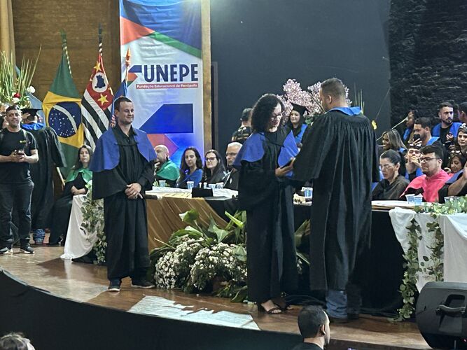 Imagem da notícia FUNEPE celebra festivas de colações de grau turmas 2024