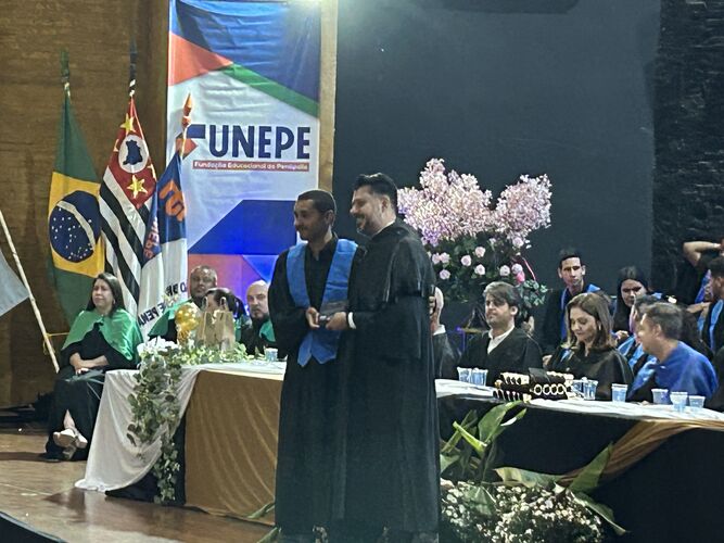 Imagem da notícia FUNEPE celebra festivas de colações de grau turmas 2024